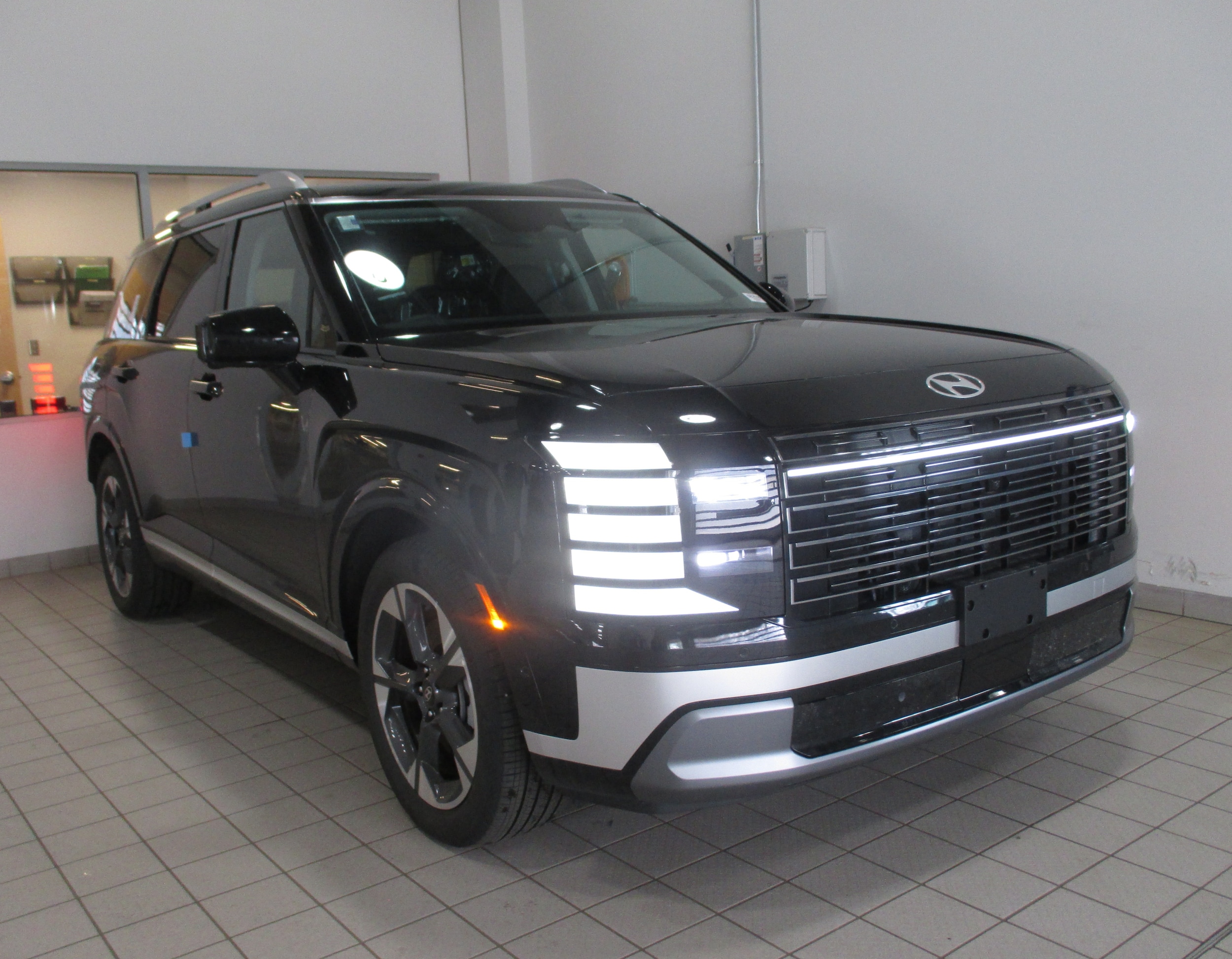 new 2026 Hyundai Palisade Hybrid car, priced at $54,888