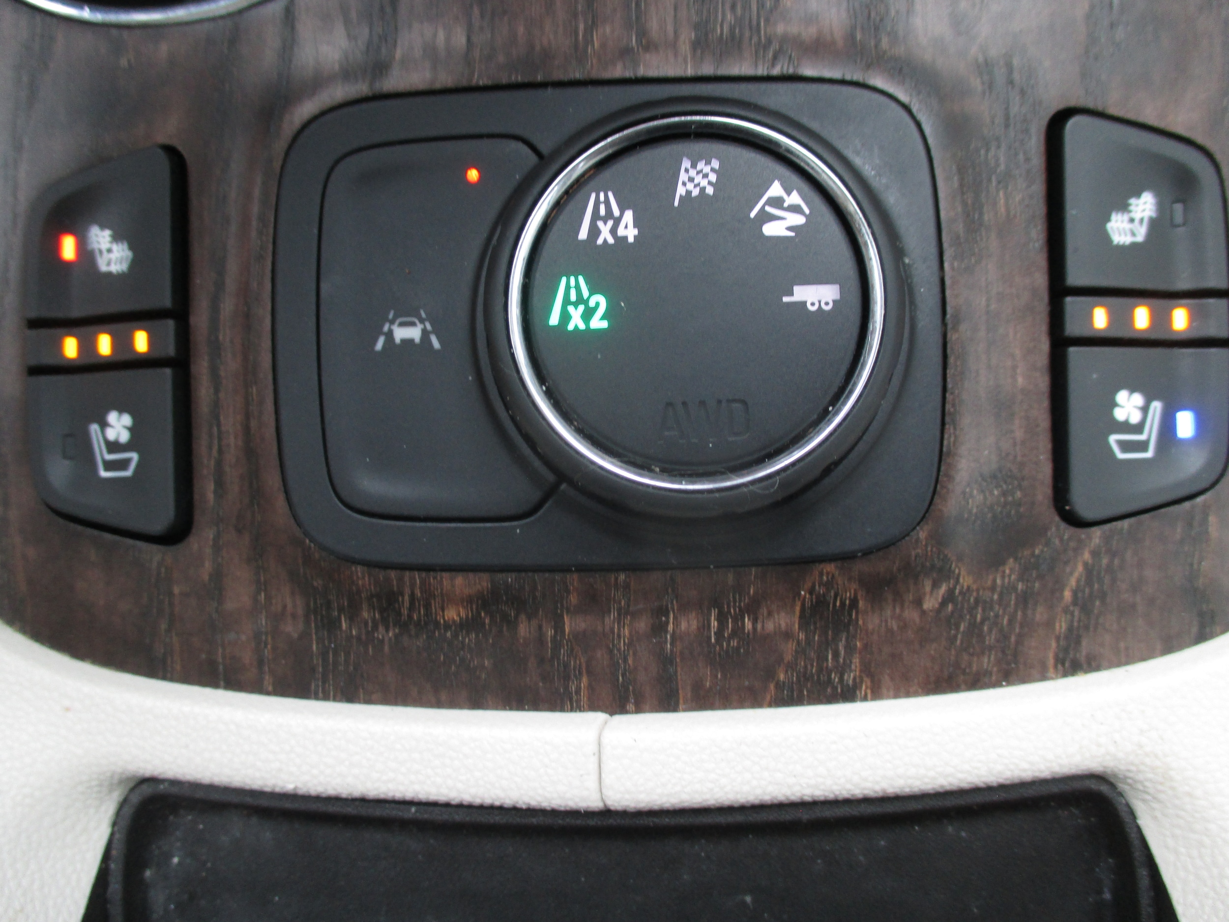 used 2021 GMC Acadia car, priced at $25,298