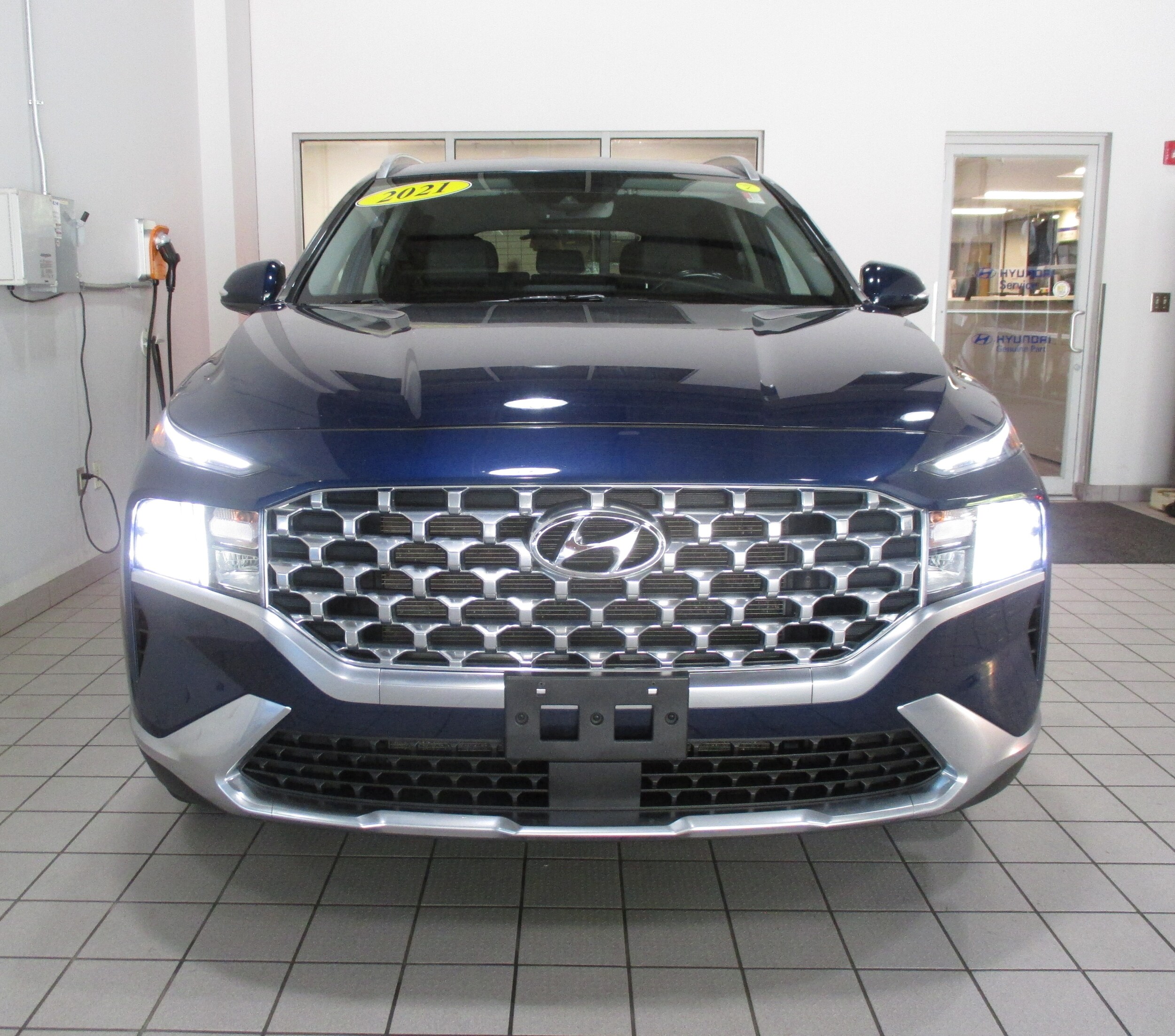 2021 Hyundai Santa Fe SEL Convenience photo 2