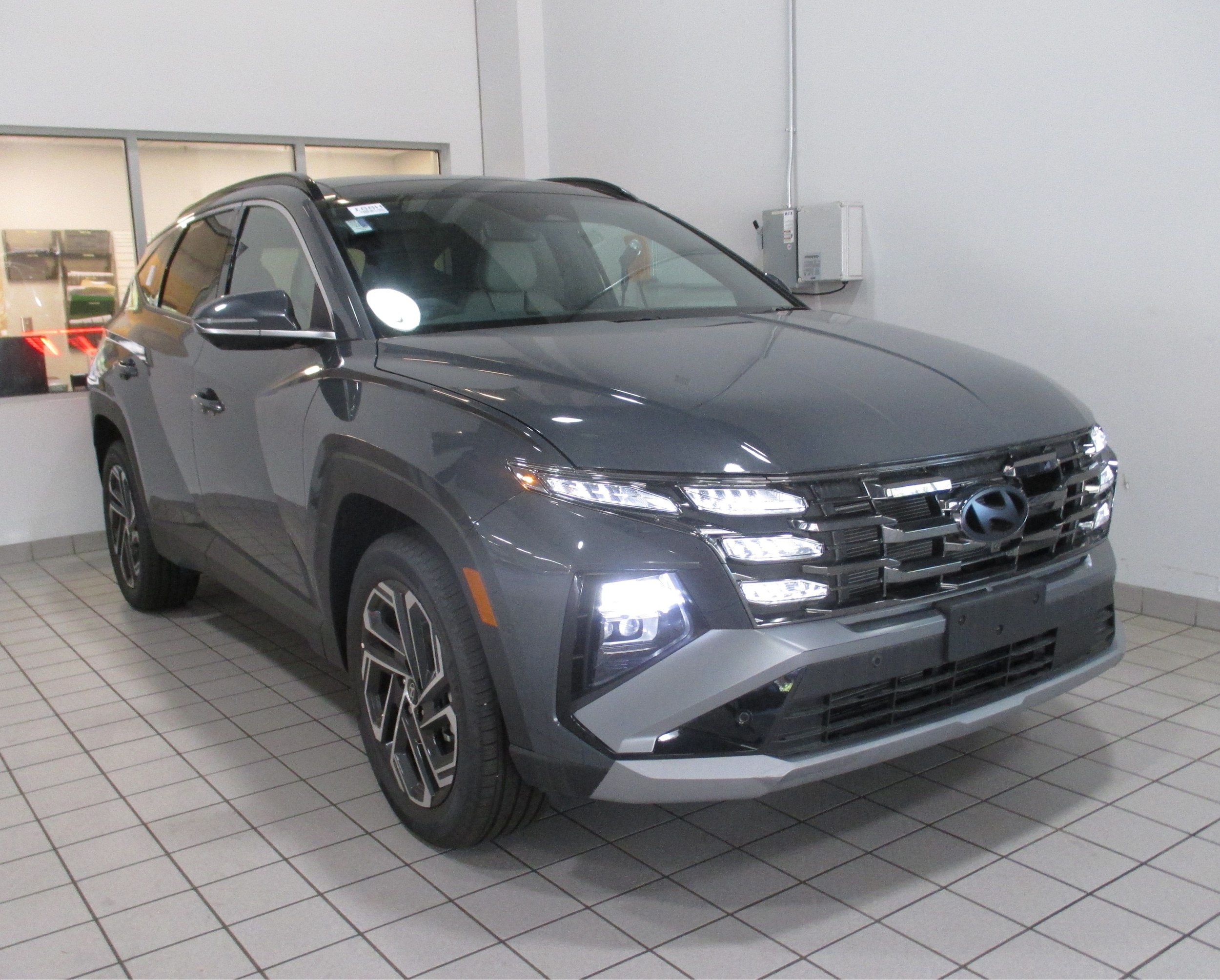 2025 Hyundai Tucson Limited's photo