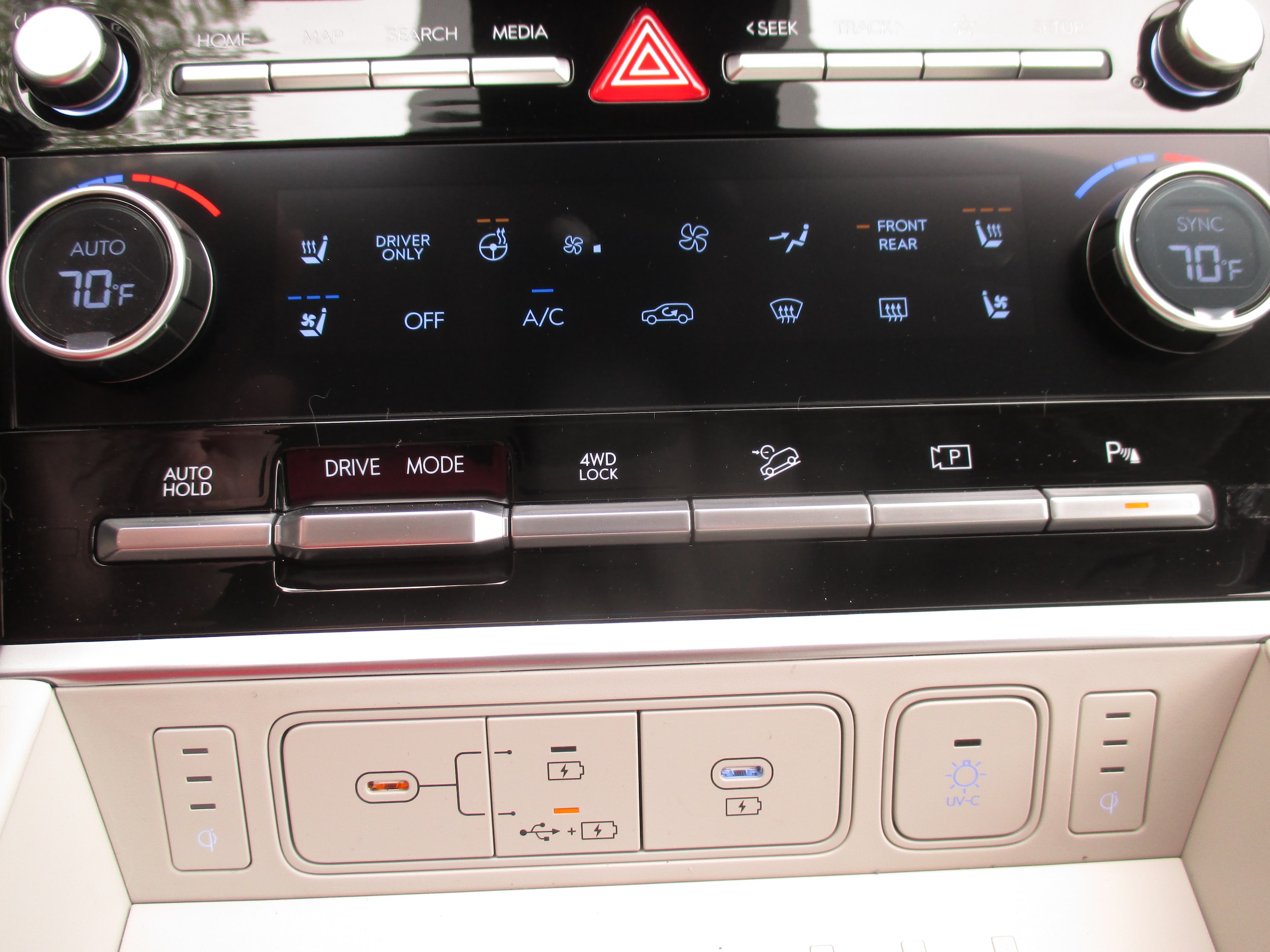 new 2025 Hyundai Santa Fe Hybrid car, priced at $48,445