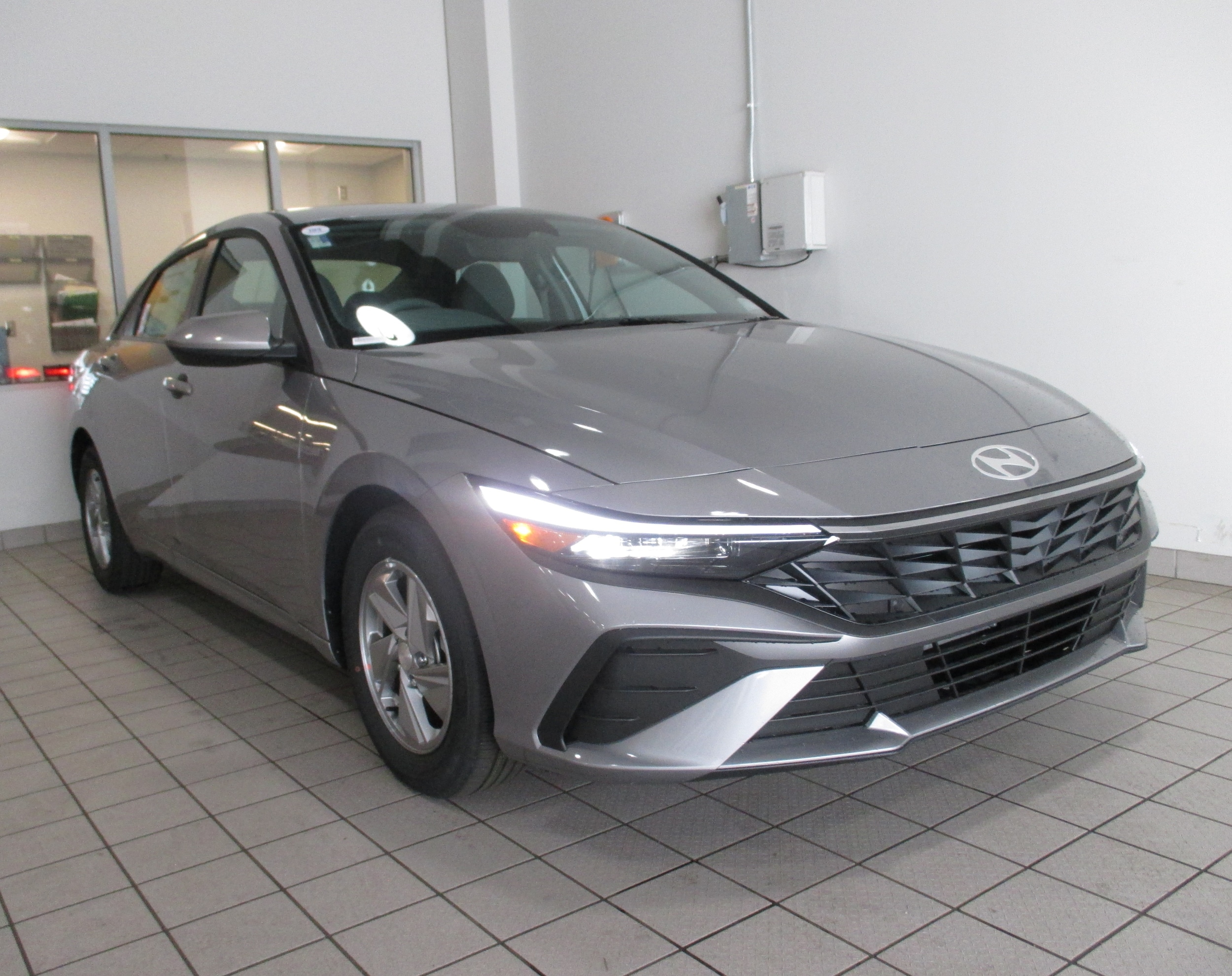 2025 Hyundai Elantra Sedan 