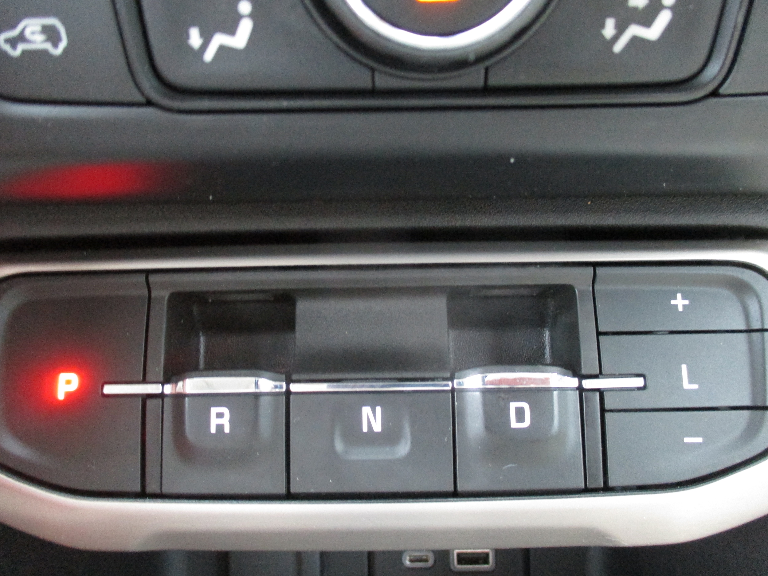 used 2021 GMC Acadia car, priced at $25,298