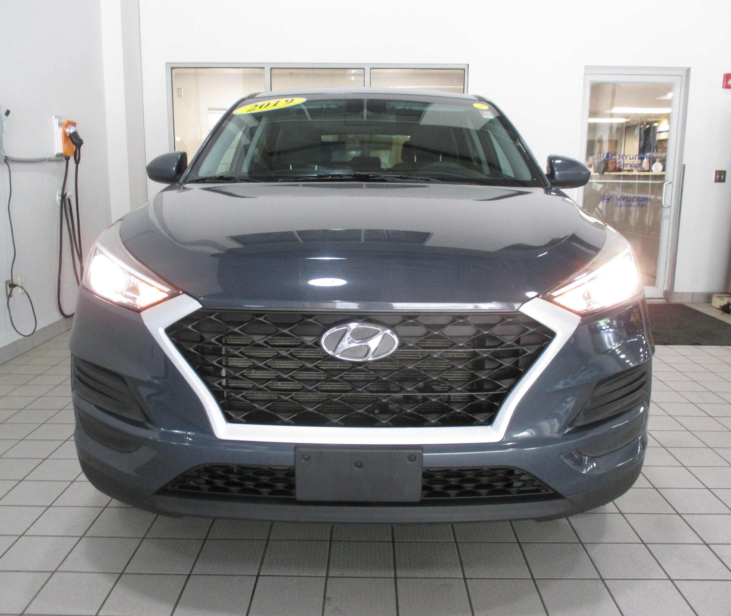 2019 Hyundai Tucson SE photo 2