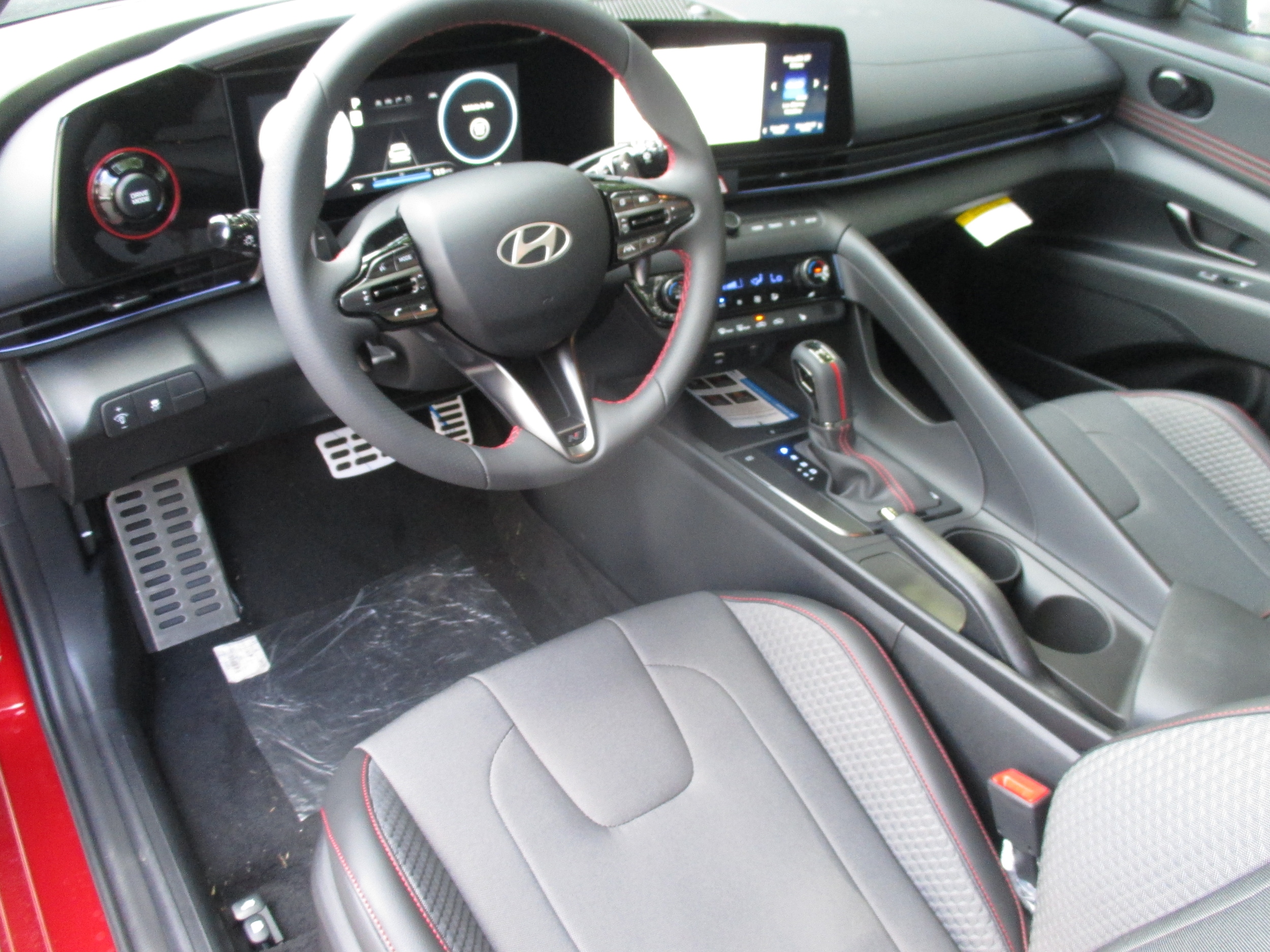 new 2025 Hyundai Elantra car, priced at $28,505