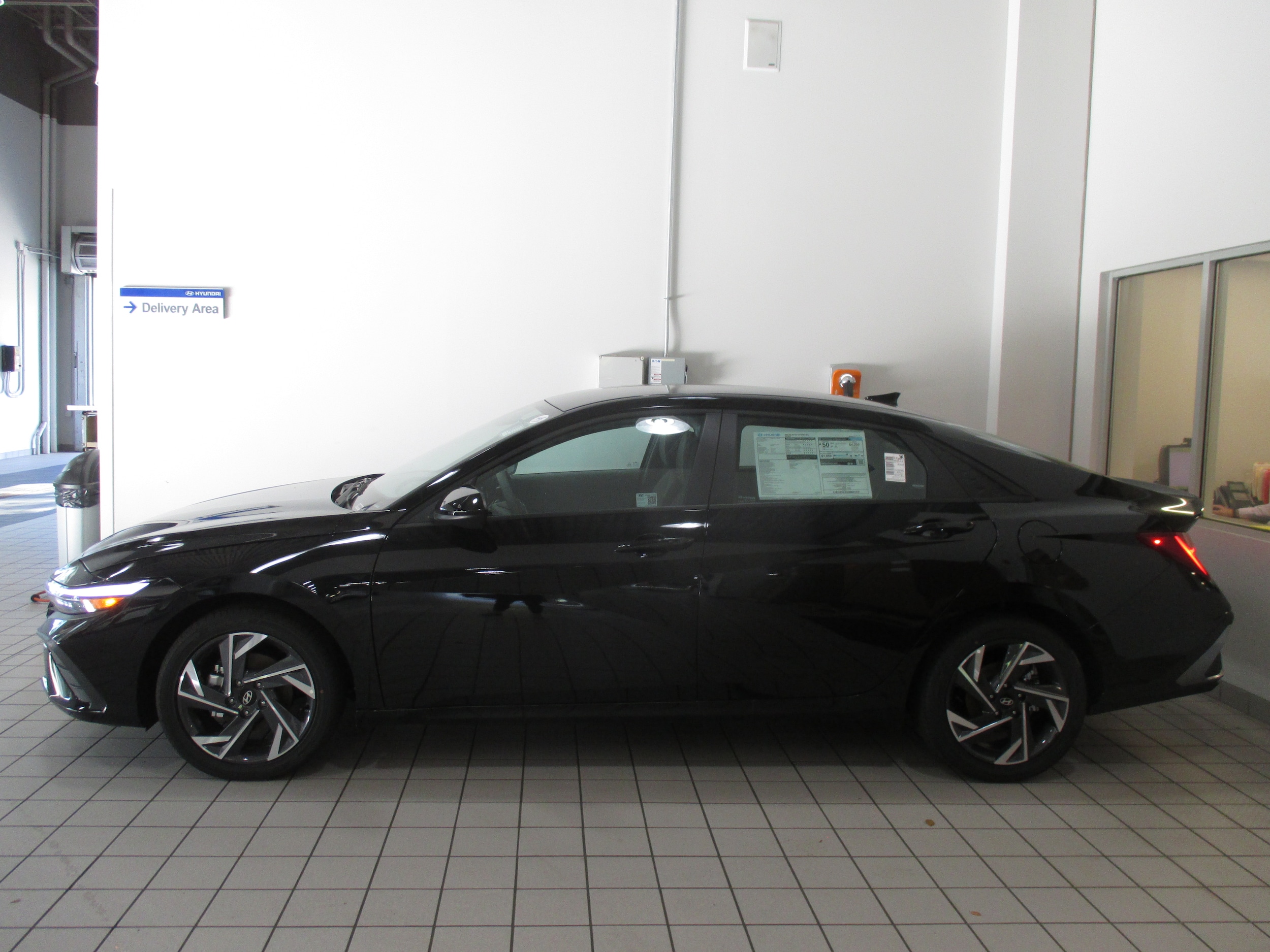 new 2025 Hyundai Elantra Hybrid car, priced at $26,425