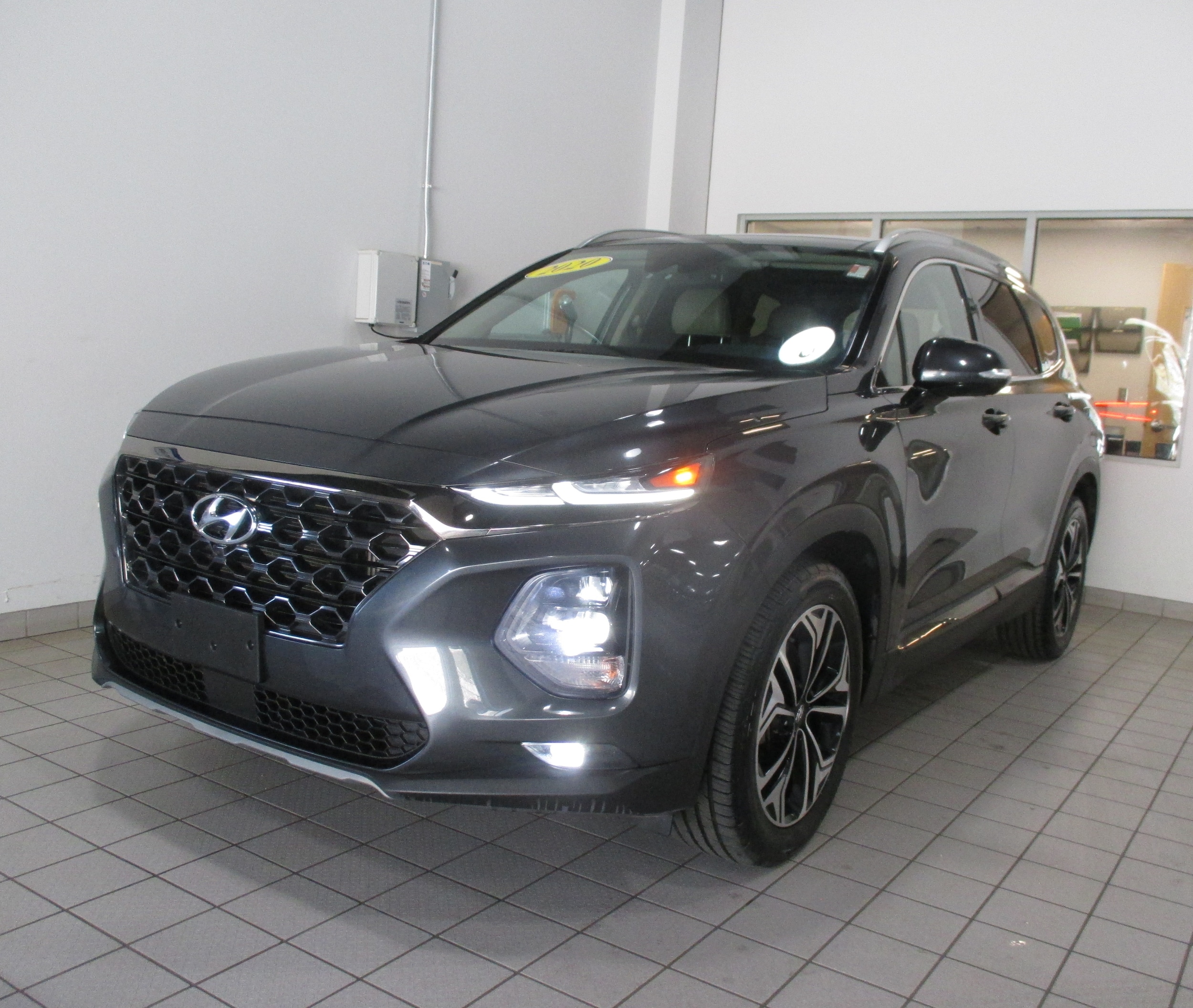 used 2020 Hyundai Santa Fe car, priced at $19,298
