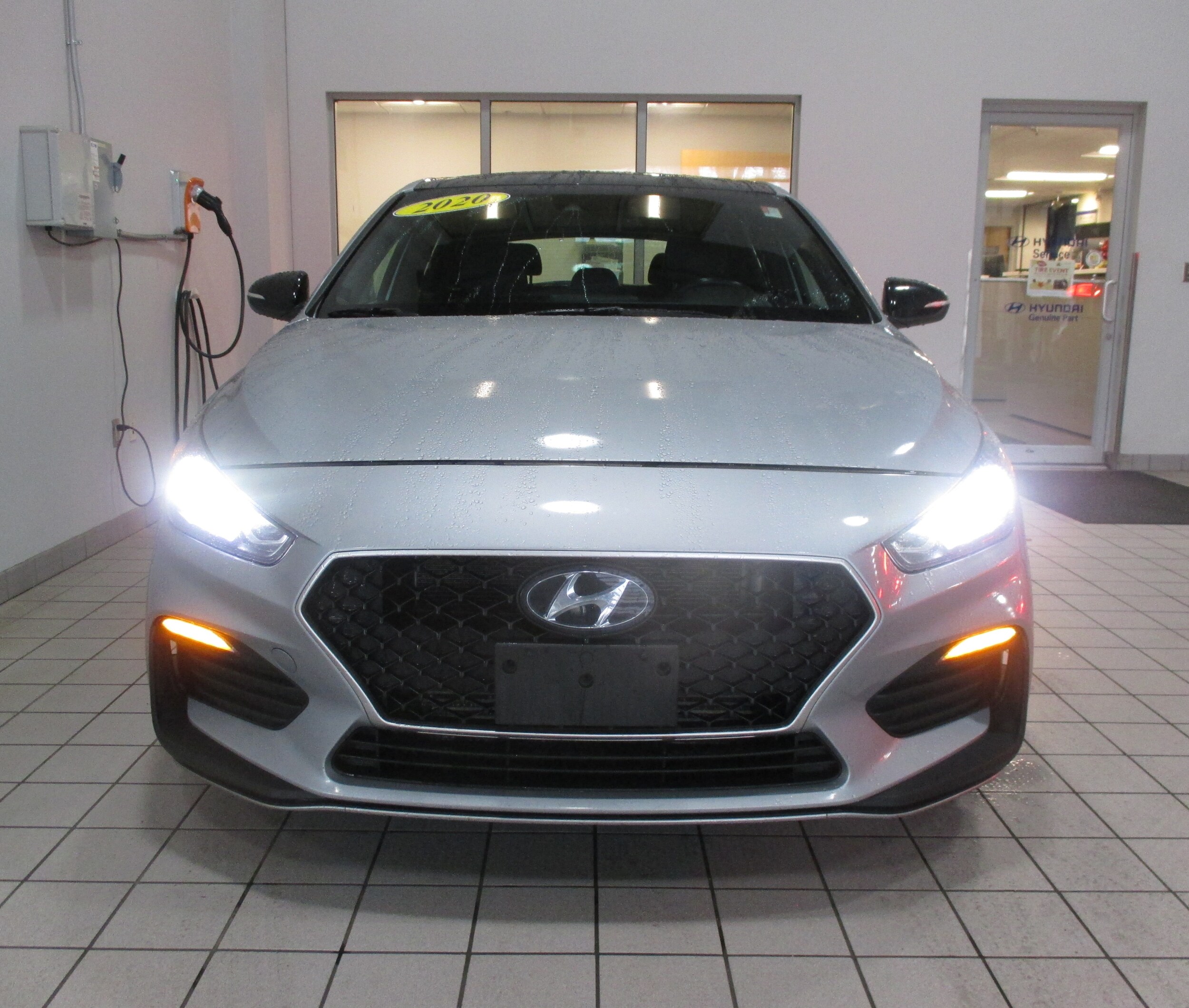 2020 Hyundai Elantra GT N Line photo 2