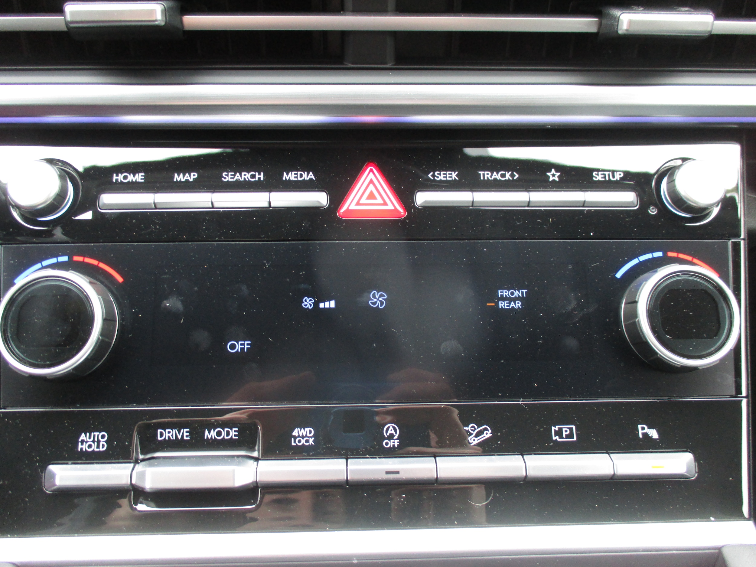 used 2024 Hyundai Santa Fe car, priced at $41,270