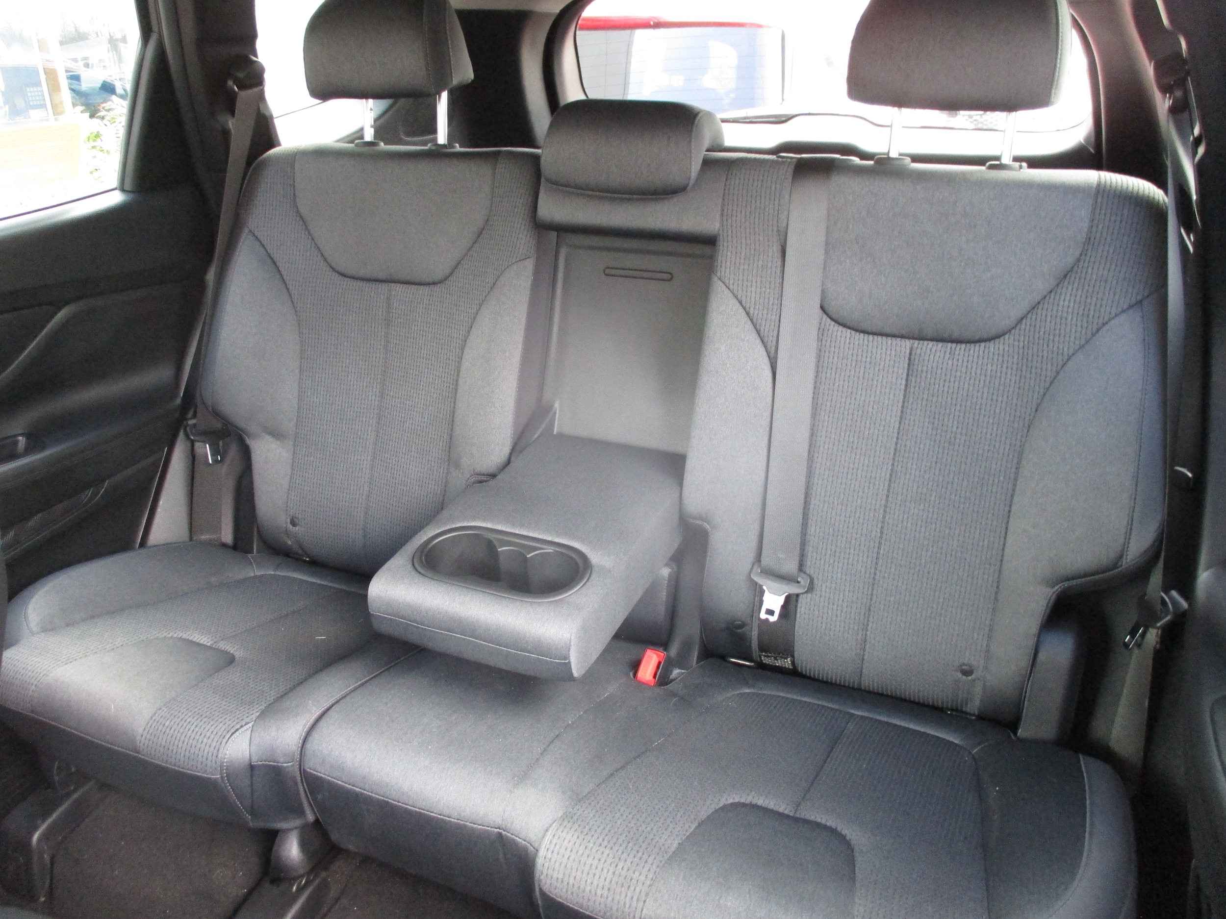 used 2023 Hyundai Santa Fe car, priced at $27,998