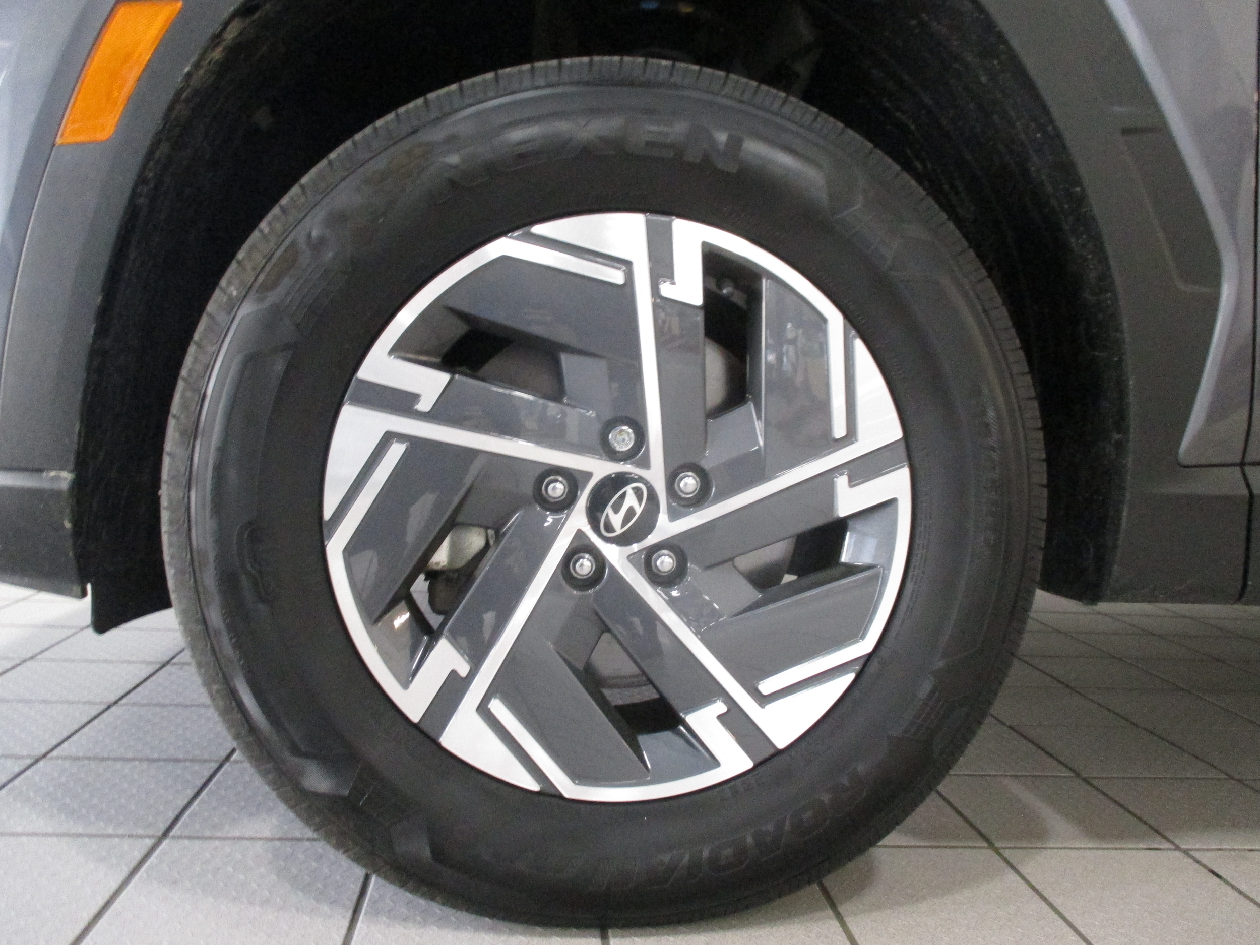 2025 Hyundai Tucson Blue - Photo 16