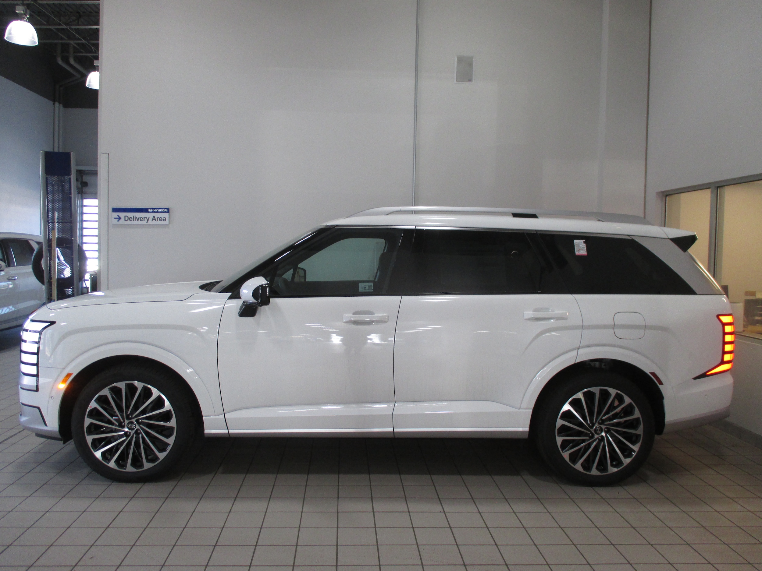 new 2026 Hyundai Palisade Hybrid car, priced at $60,051