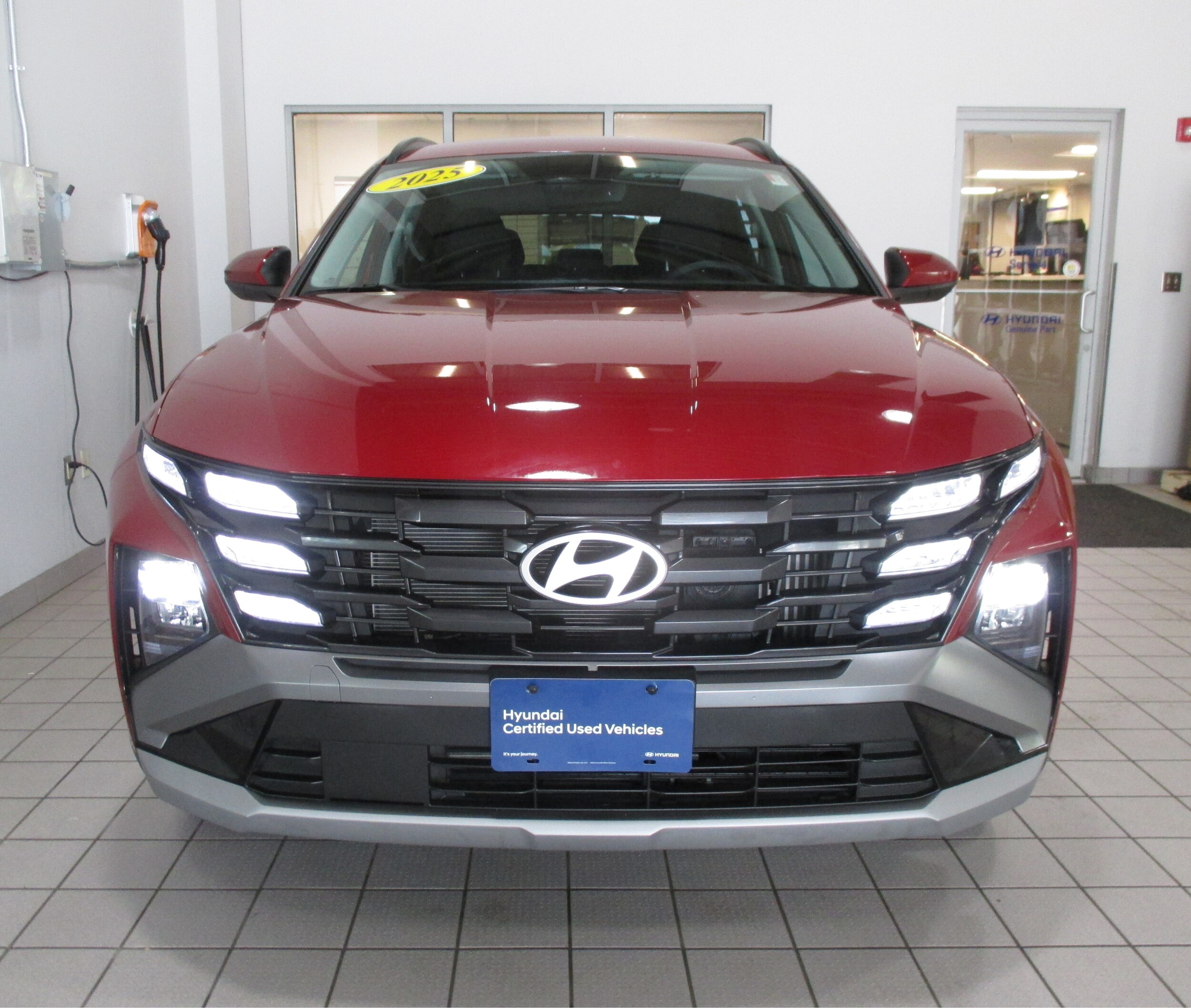 2025 Hyundai Tucson Hybrid Blue photo 2