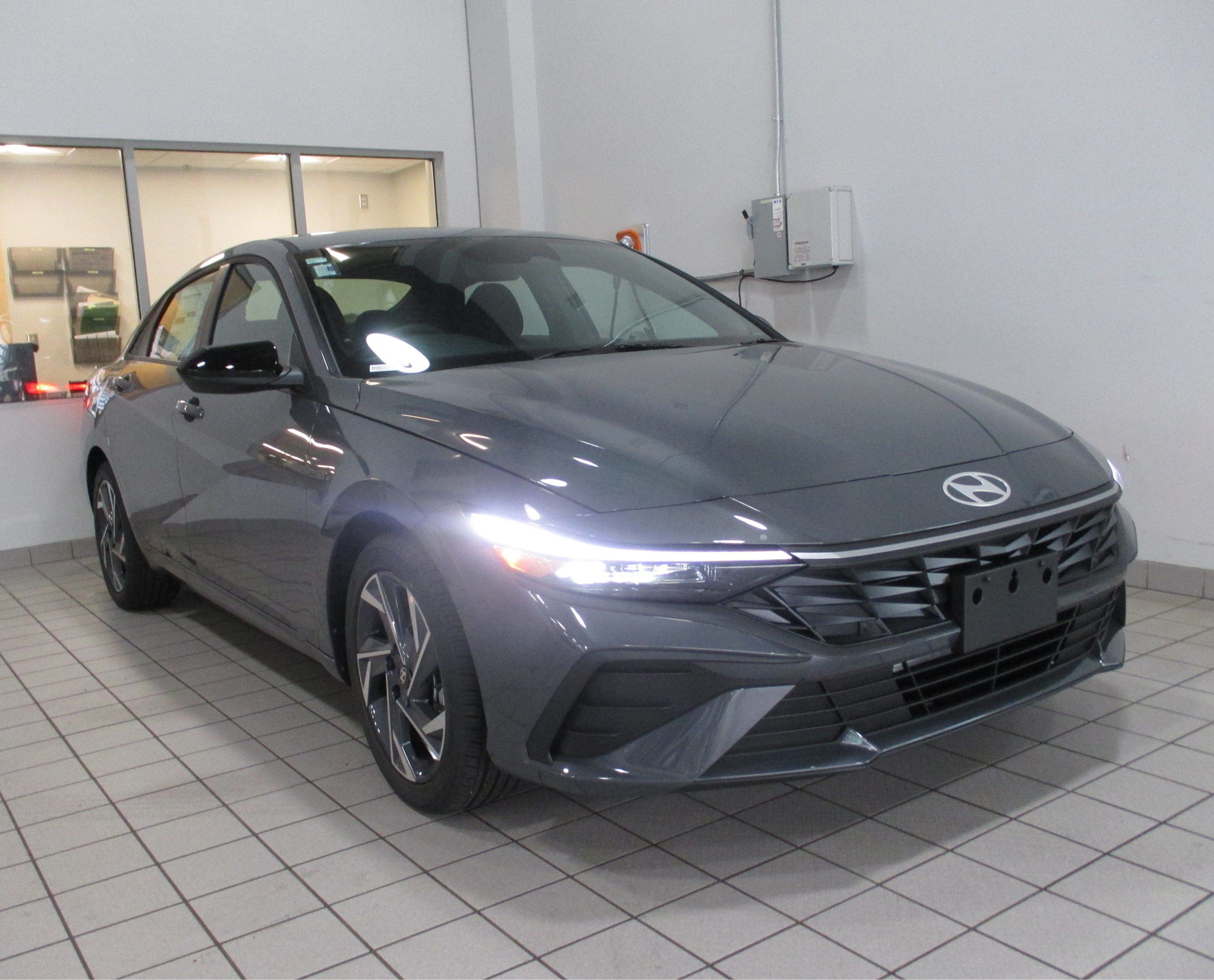 2025 Hyundai Elantra Sedan 