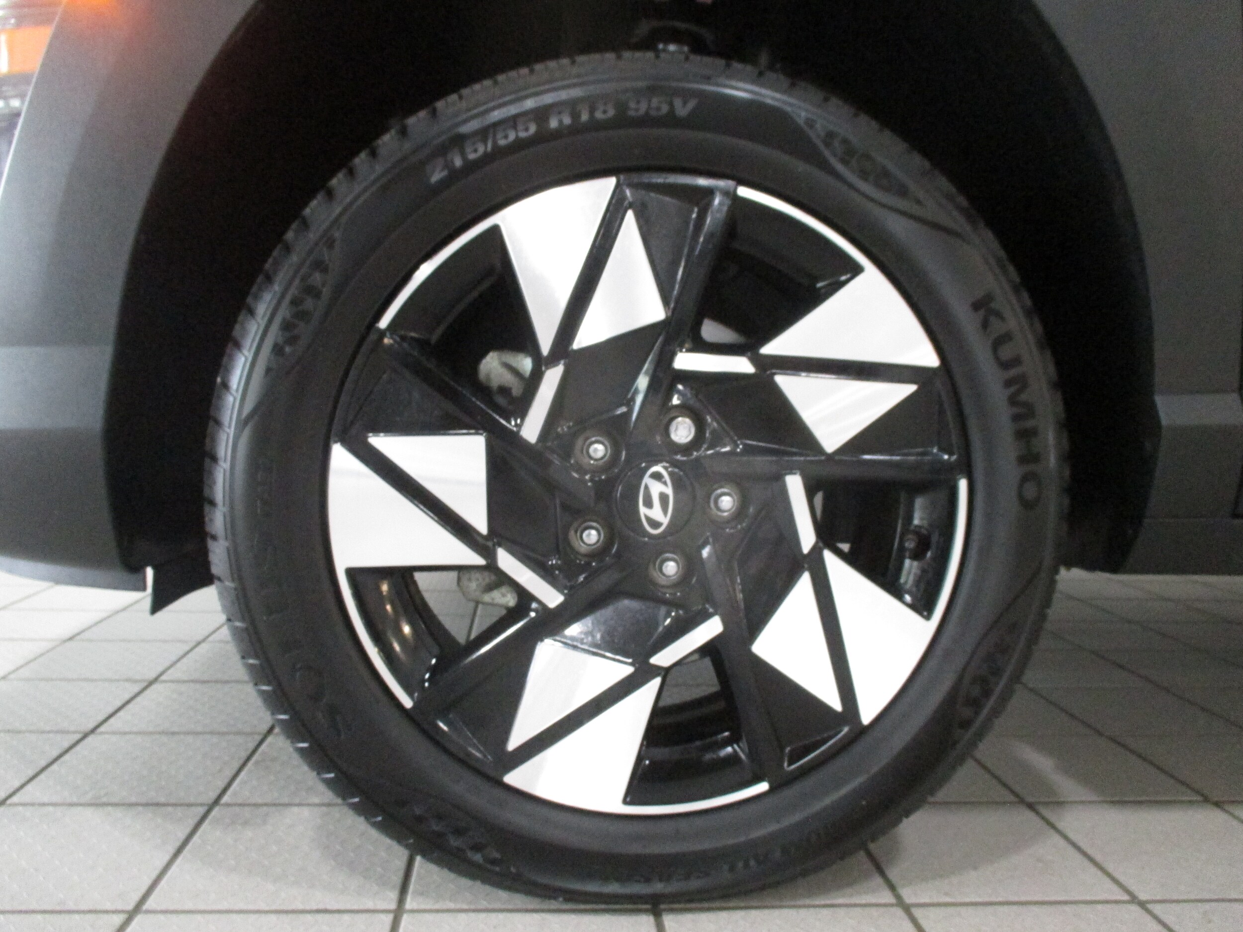 2024 Hyundai Kona SEL - Photo 17