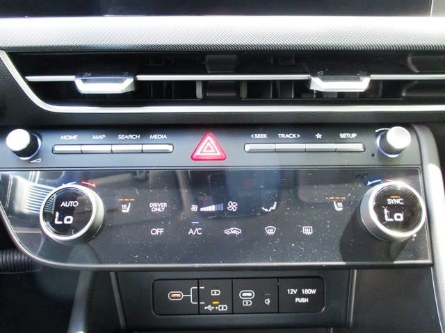 2025 Hyundai Sonata Hybrid SEL - Photo 9