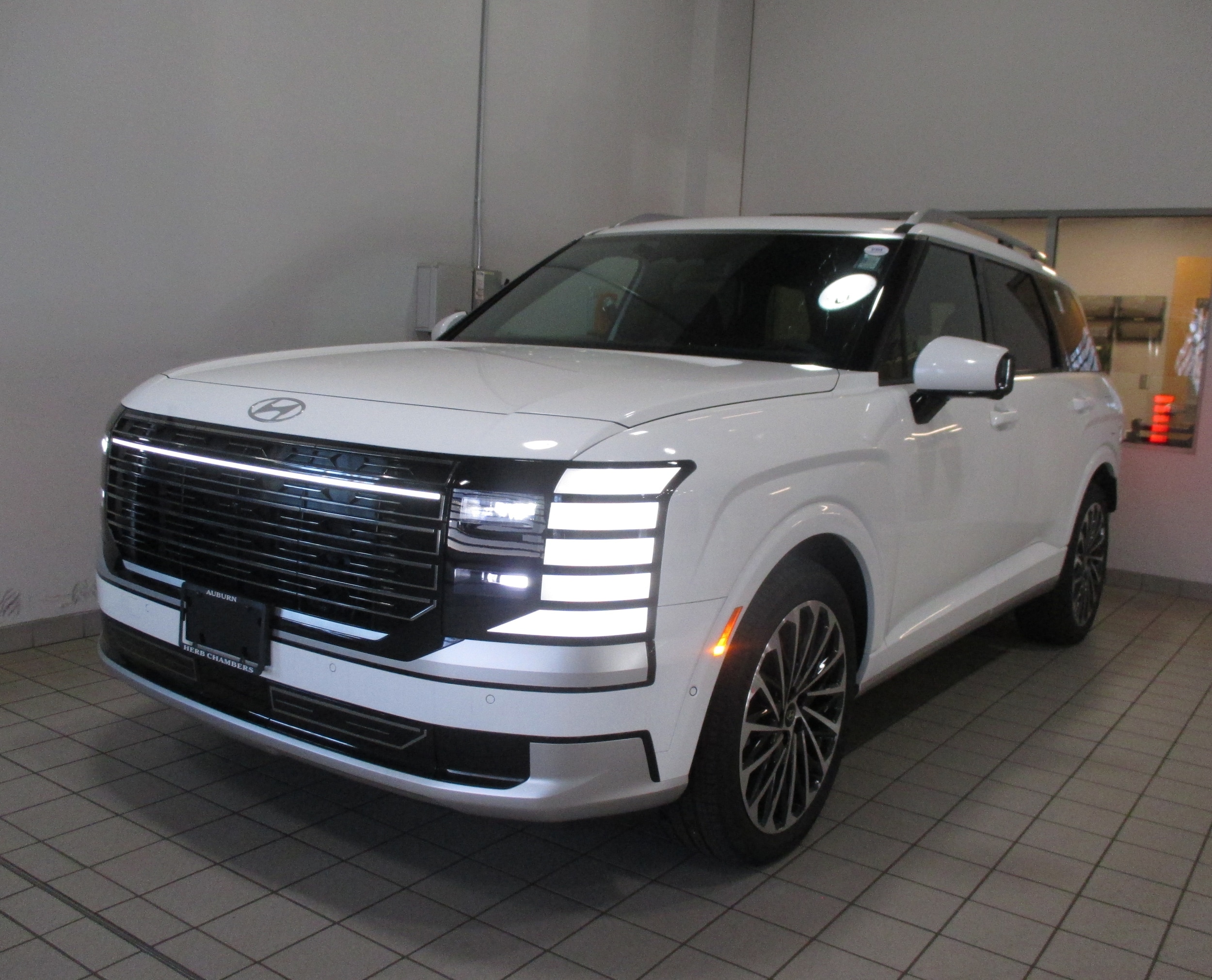 new 2026 Hyundai Palisade Hybrid car, priced at $60,051