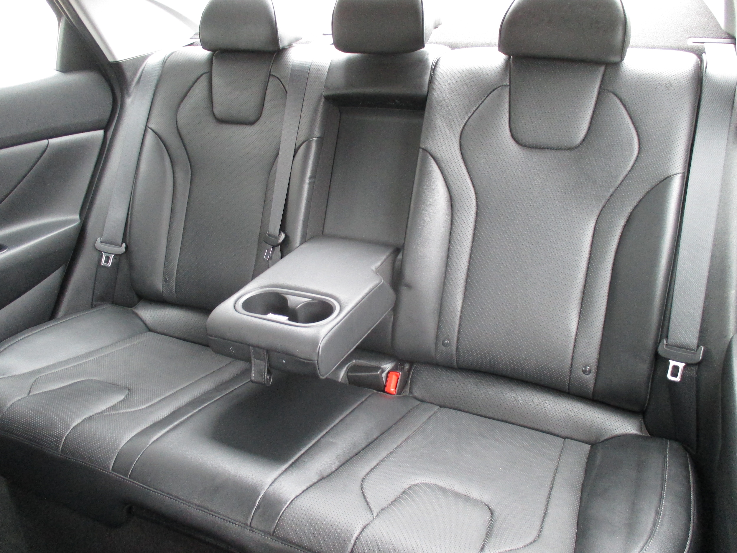 used 2023 Hyundai Elantra HEV car, priced at $21,198