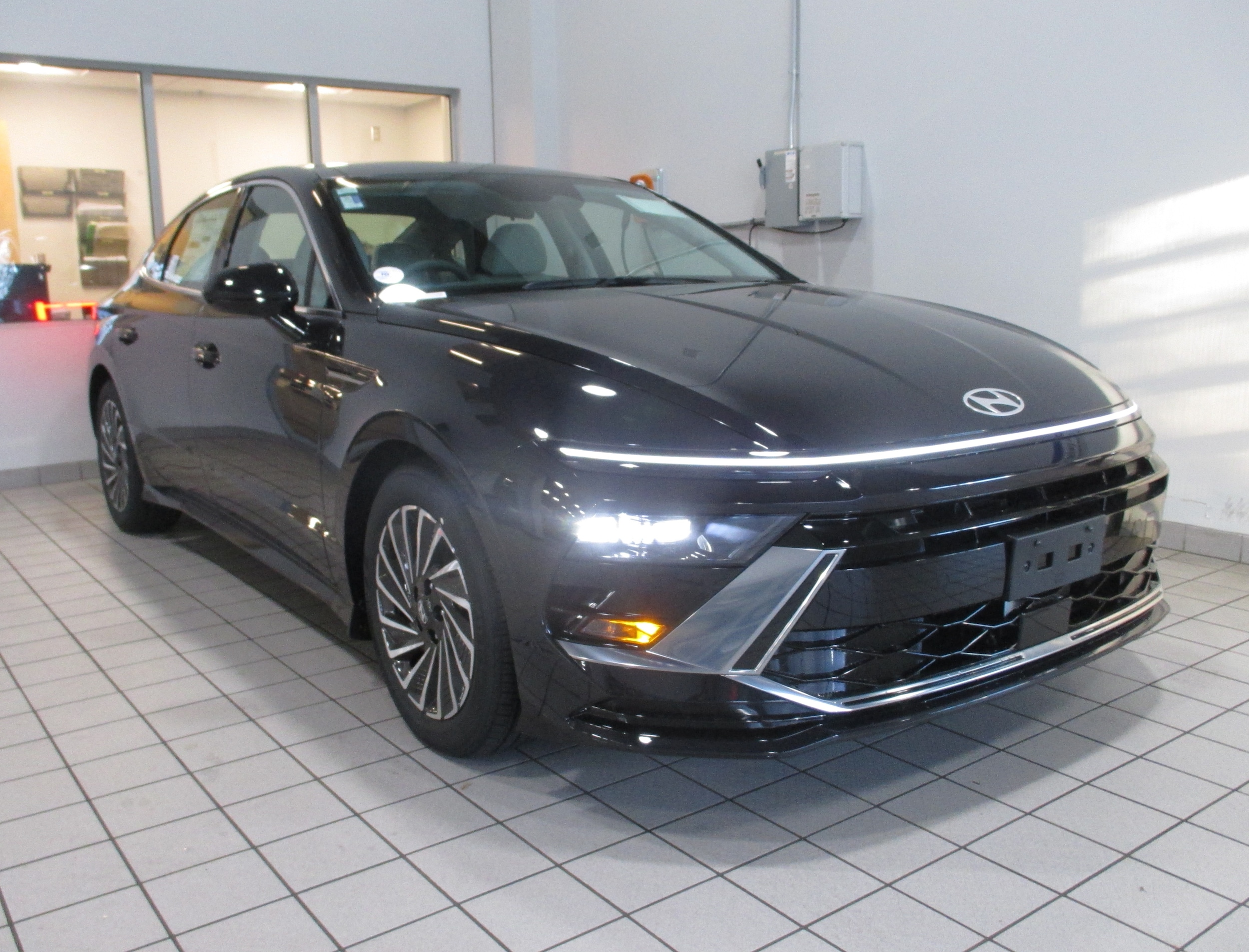 2026 Hyundai Sonata Hybrid Sedan 