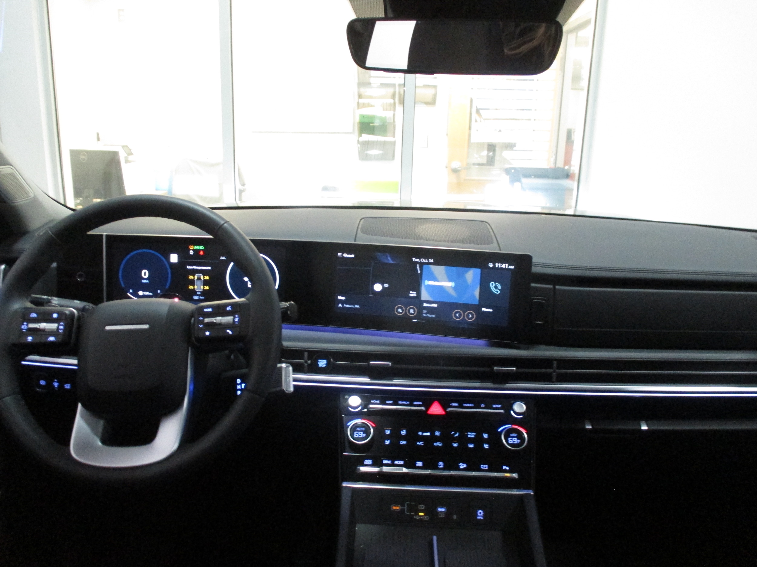 used 2024 Hyundai Santa Fe car, priced at $41,270