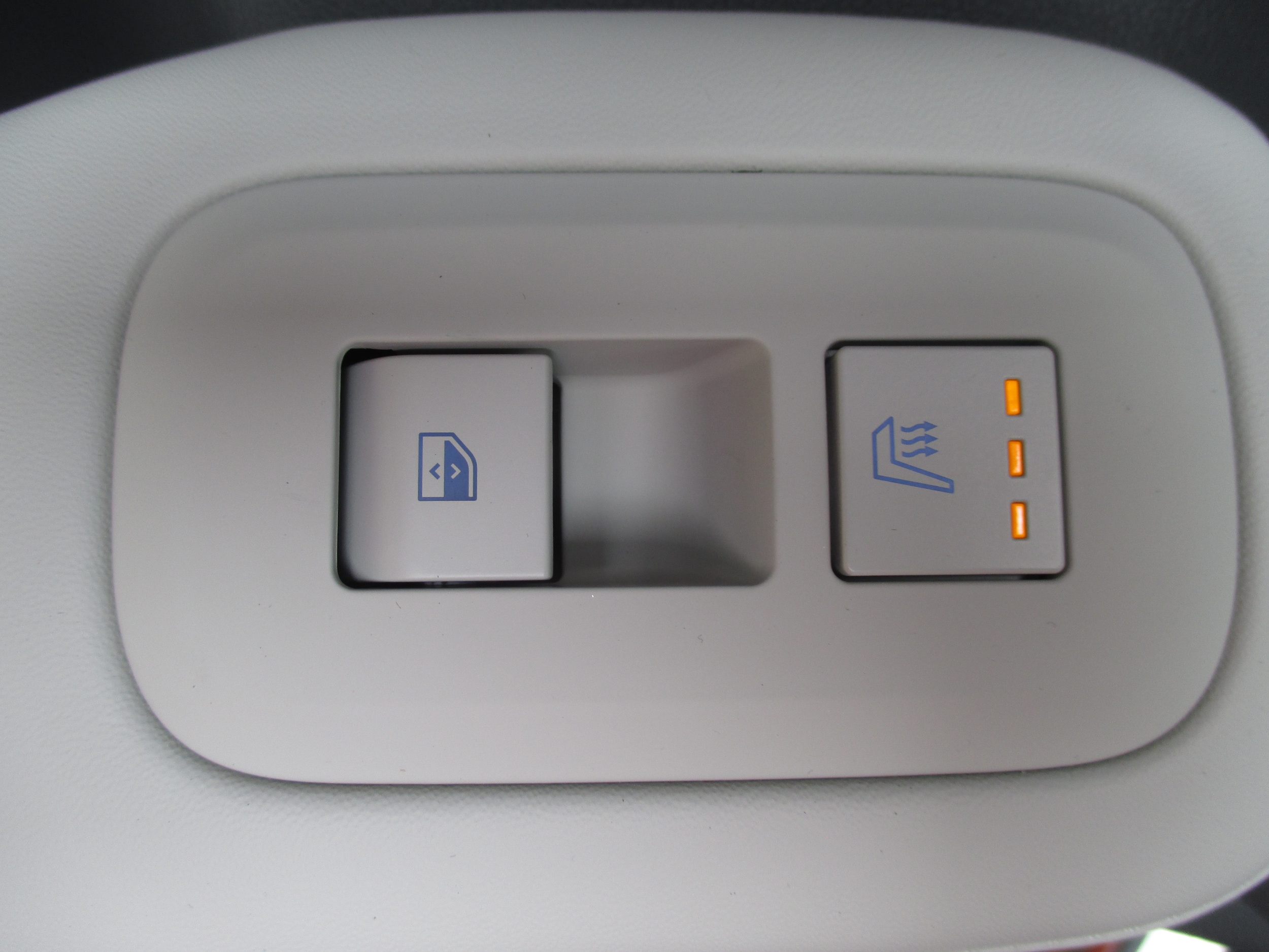 new 2025 Hyundai Santa Fe Hybrid car, priced at $48,445