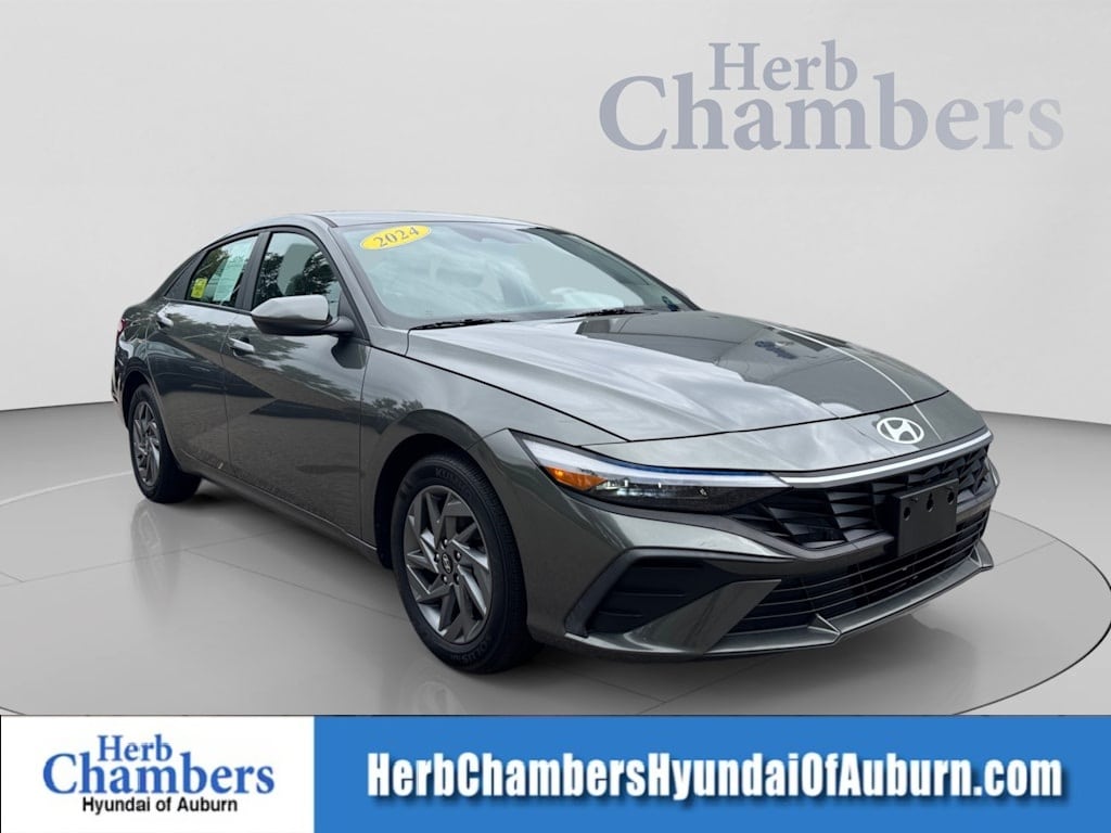 Used 2024 Hyundai Elantra Hybrid Blue Sedan