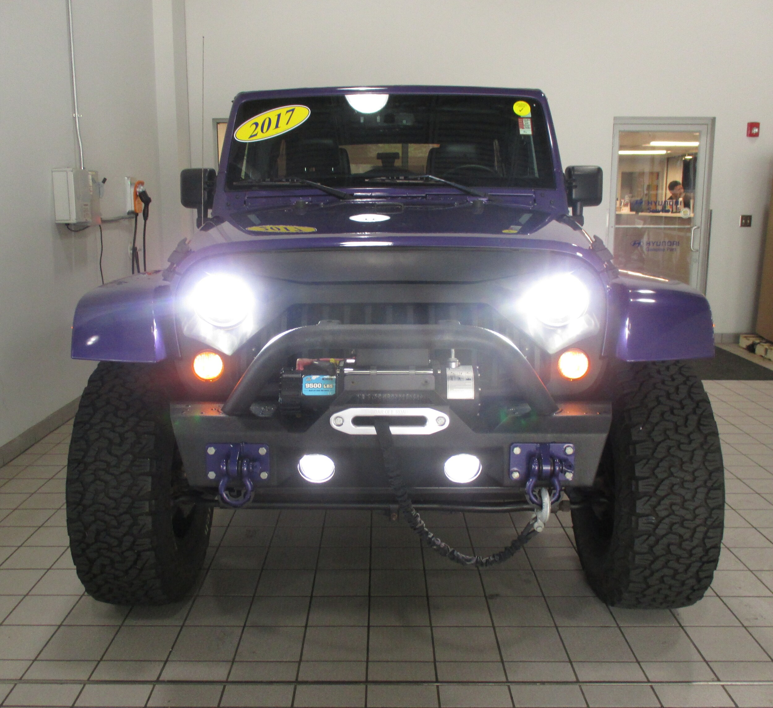 2017 Jeep Wrangler Unlimited Sahara photo 2