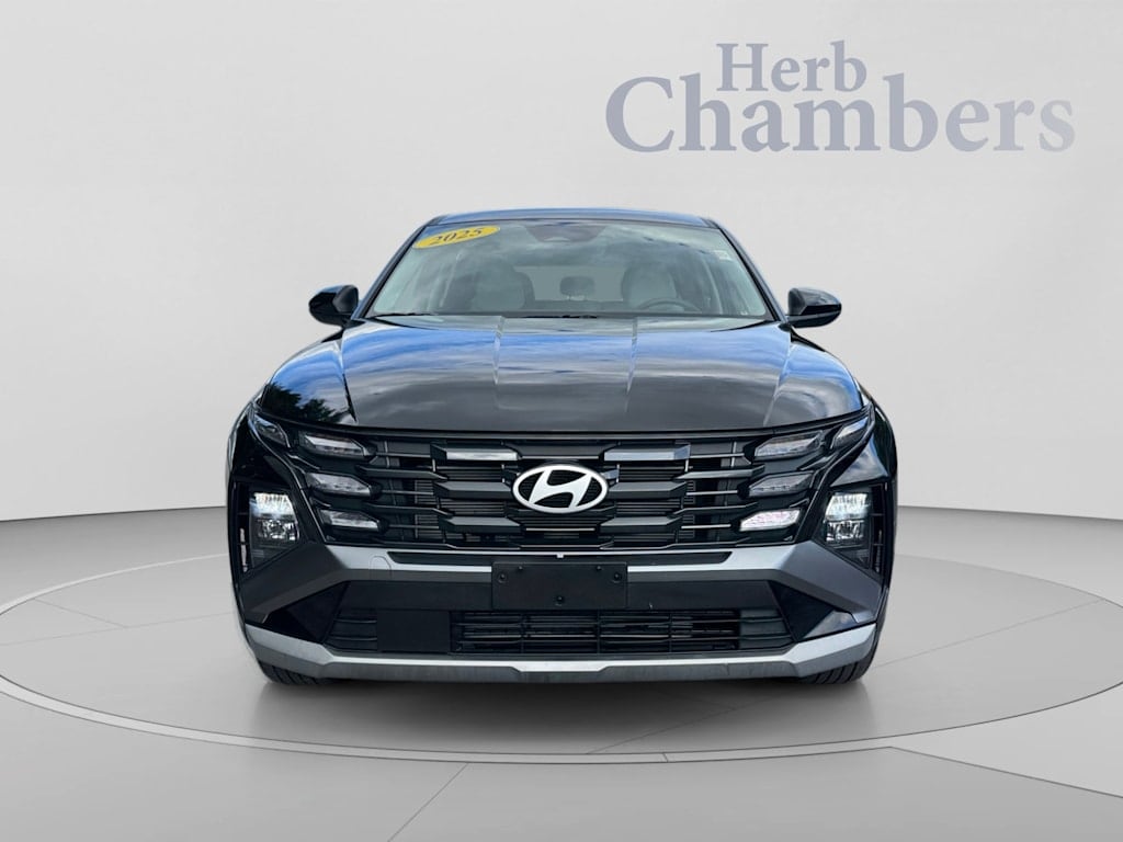 Used 2025 Hyundai Tucson SE SUV