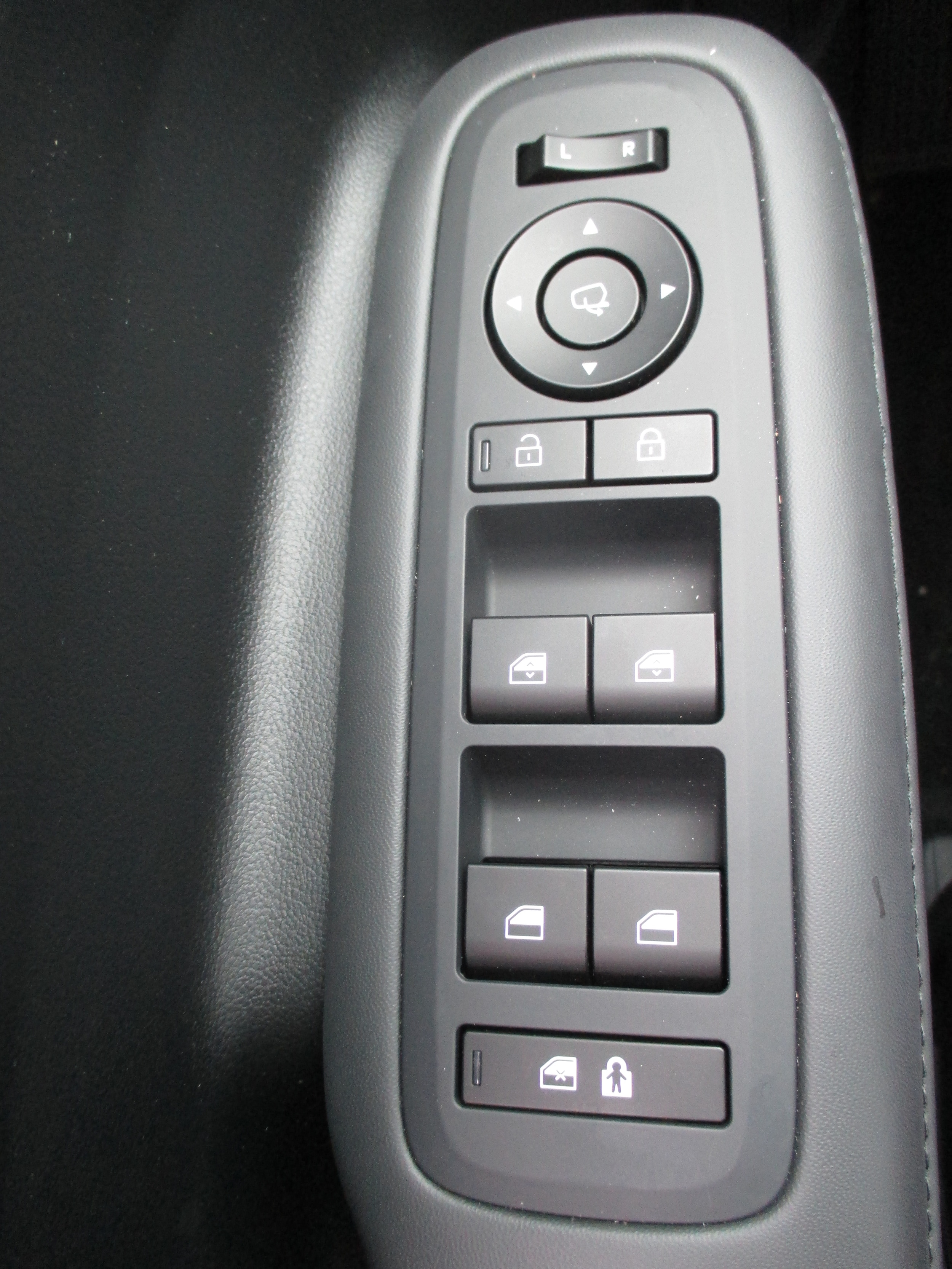 used 2024 Hyundai Santa Fe car, priced at $41,270