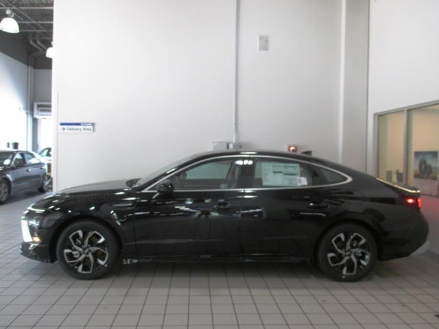 new 2025 Hyundai Sonata car, priced at $29,625