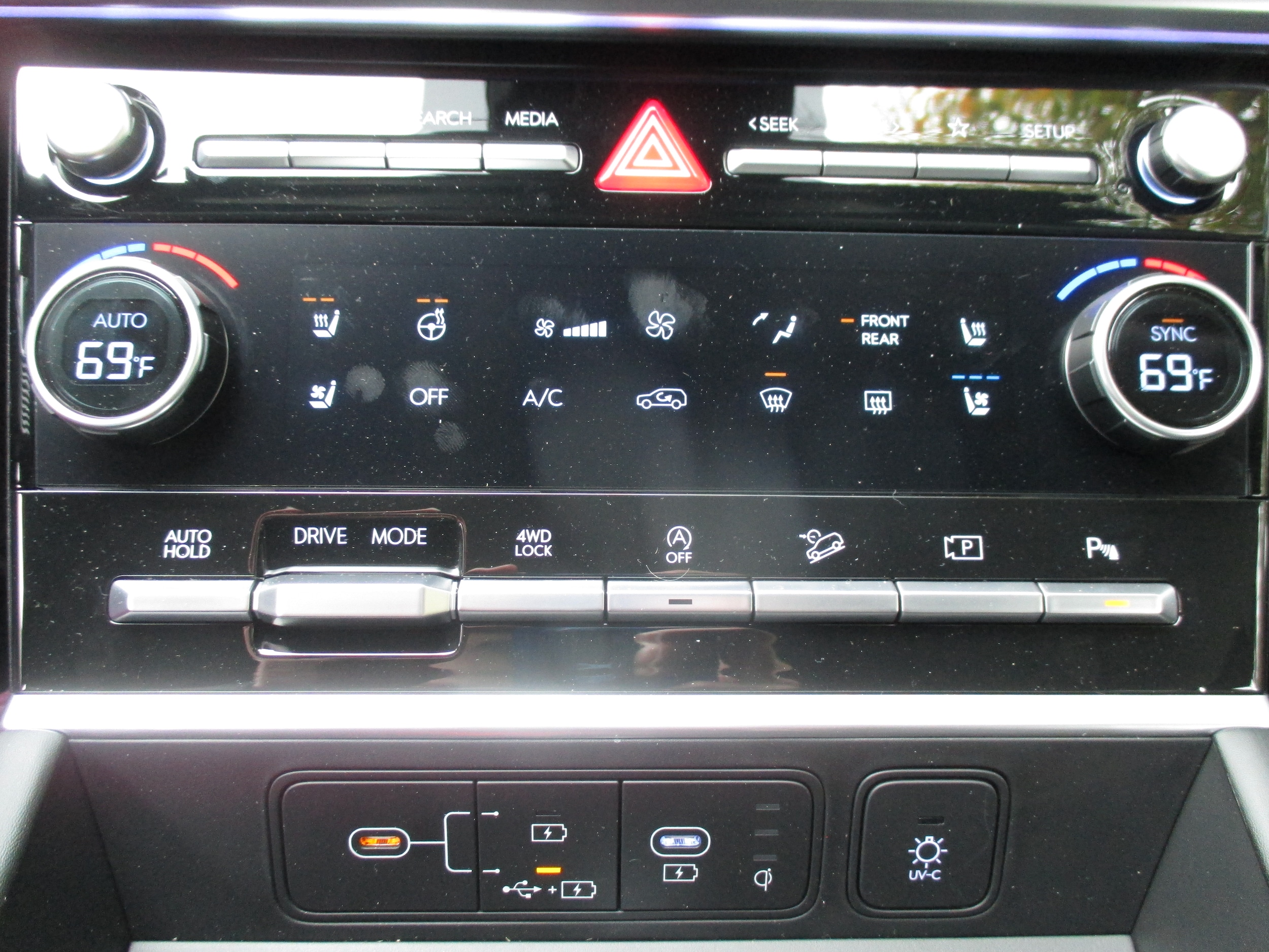 new 2024 Hyundai Santa Fe car, priced at $41,270