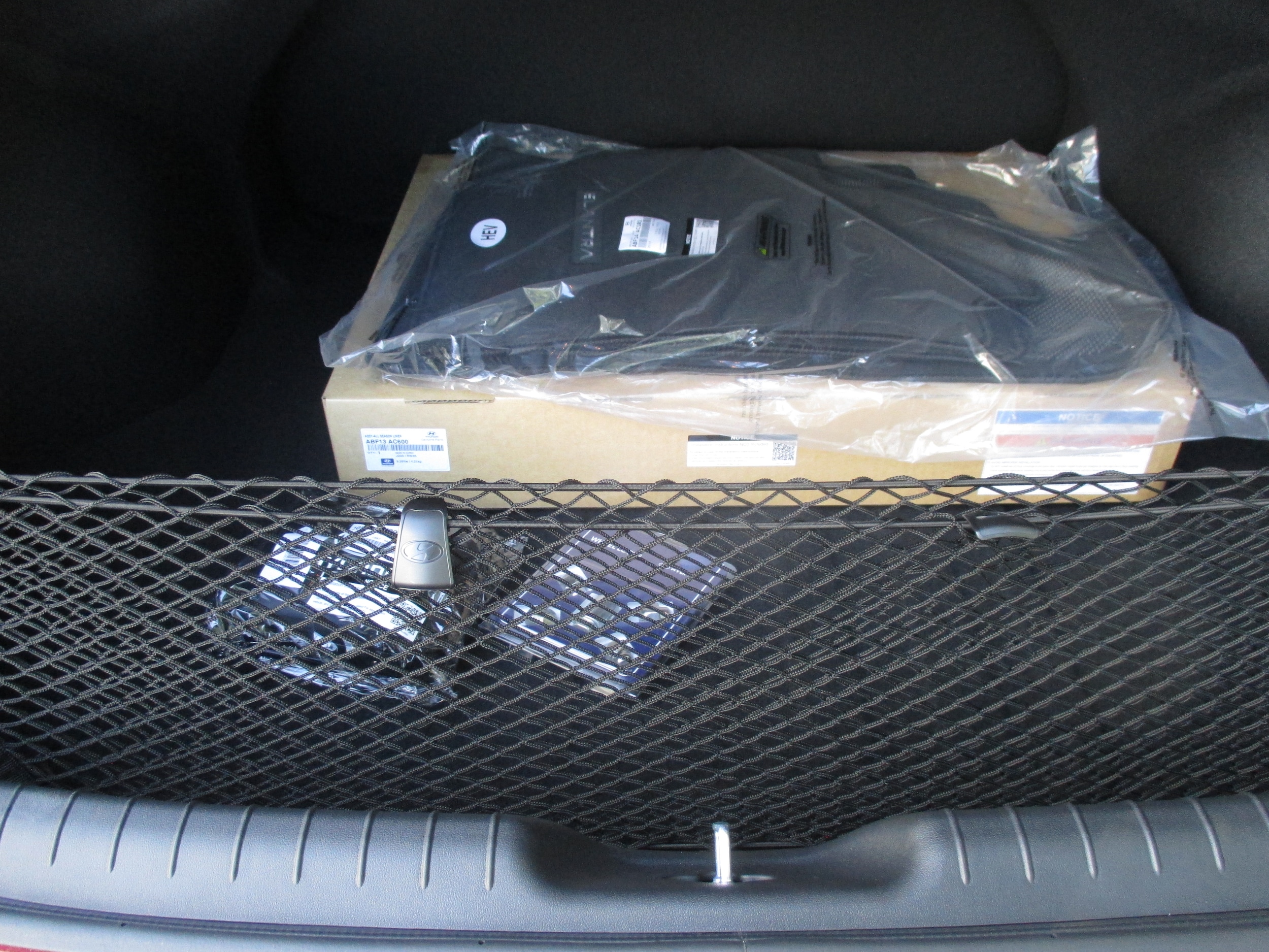 new 2025 Hyundai Elantra Hybrid car, priced at $26,240