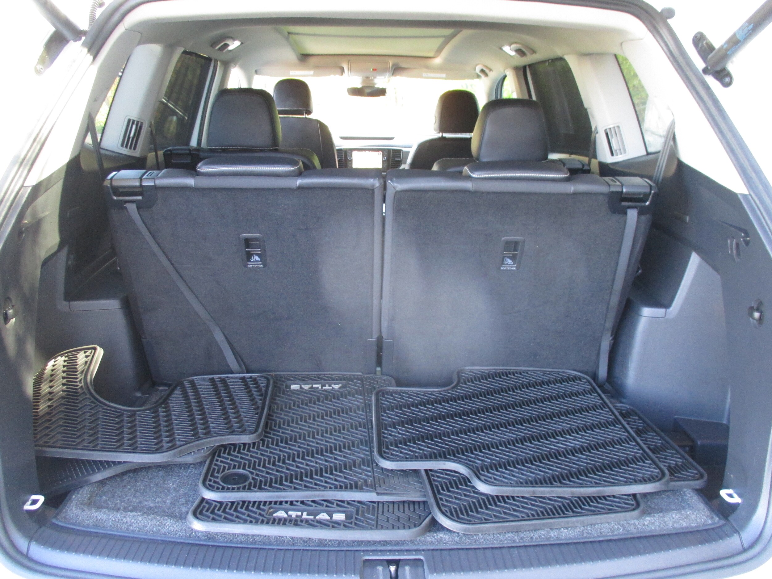 2021 Volkswagen Atlas V6 SEL photo 4