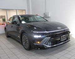New 2026 Hyundai Sonata Hybrid SEL Sedan Auburn MA