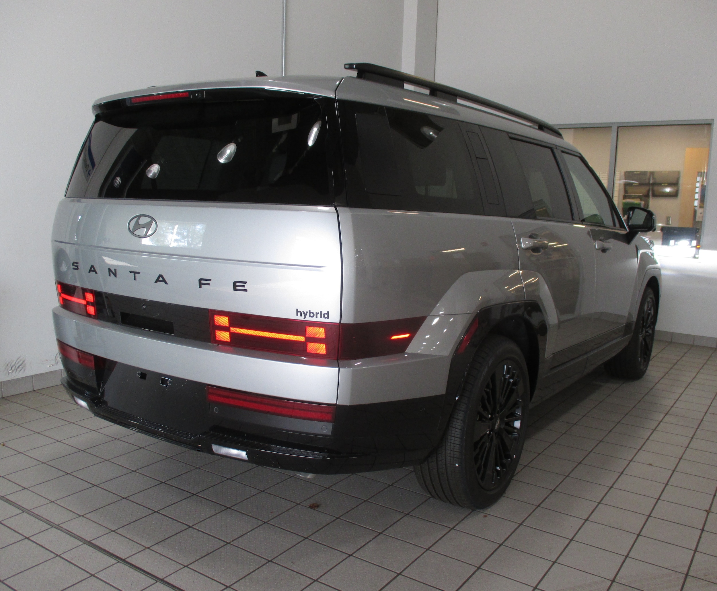 new 2025 Hyundai Santa Fe Hybrid car, priced at $46,495