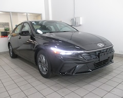 New 2025 Hyundai Elantra Hybrid Blue Sedan Auburn MA