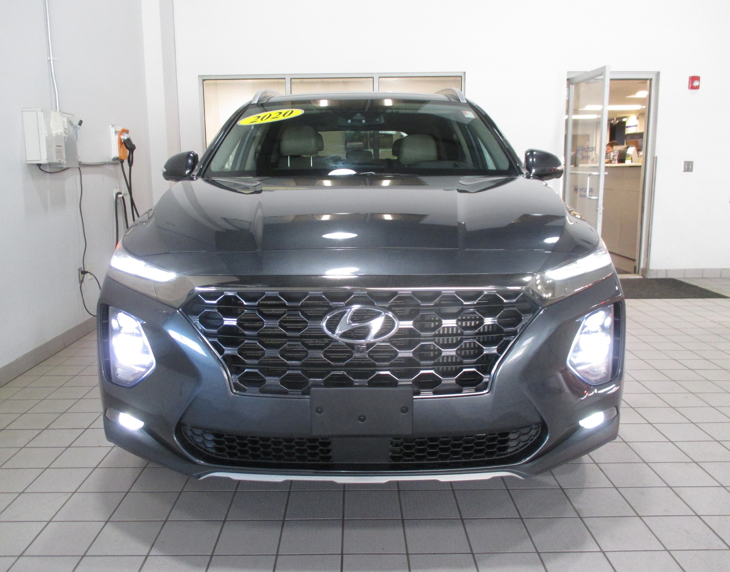 used 2020 Hyundai Santa Fe car, priced at $19,298
