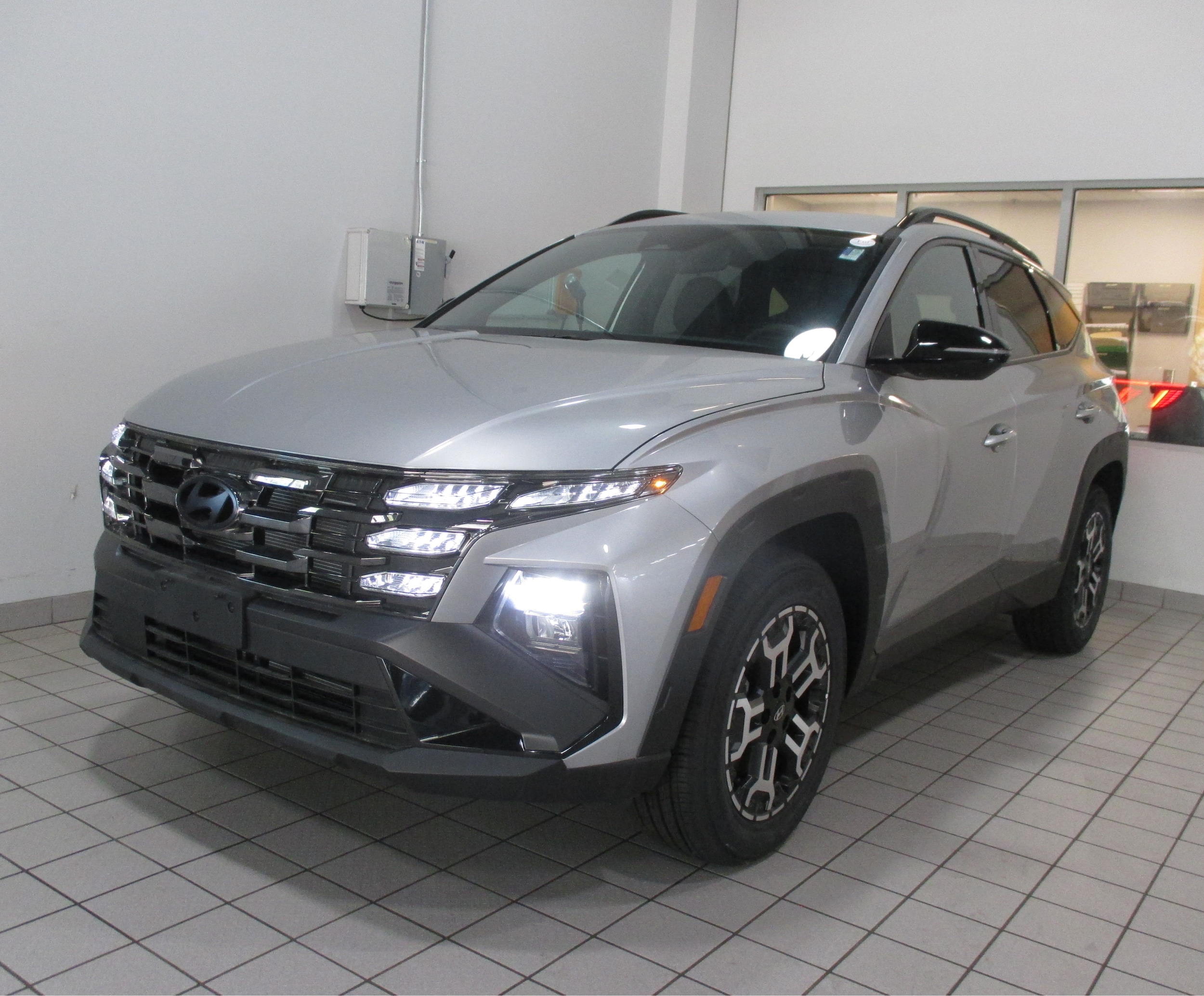 new 2025 Hyundai Tucson car, priced at $34,427