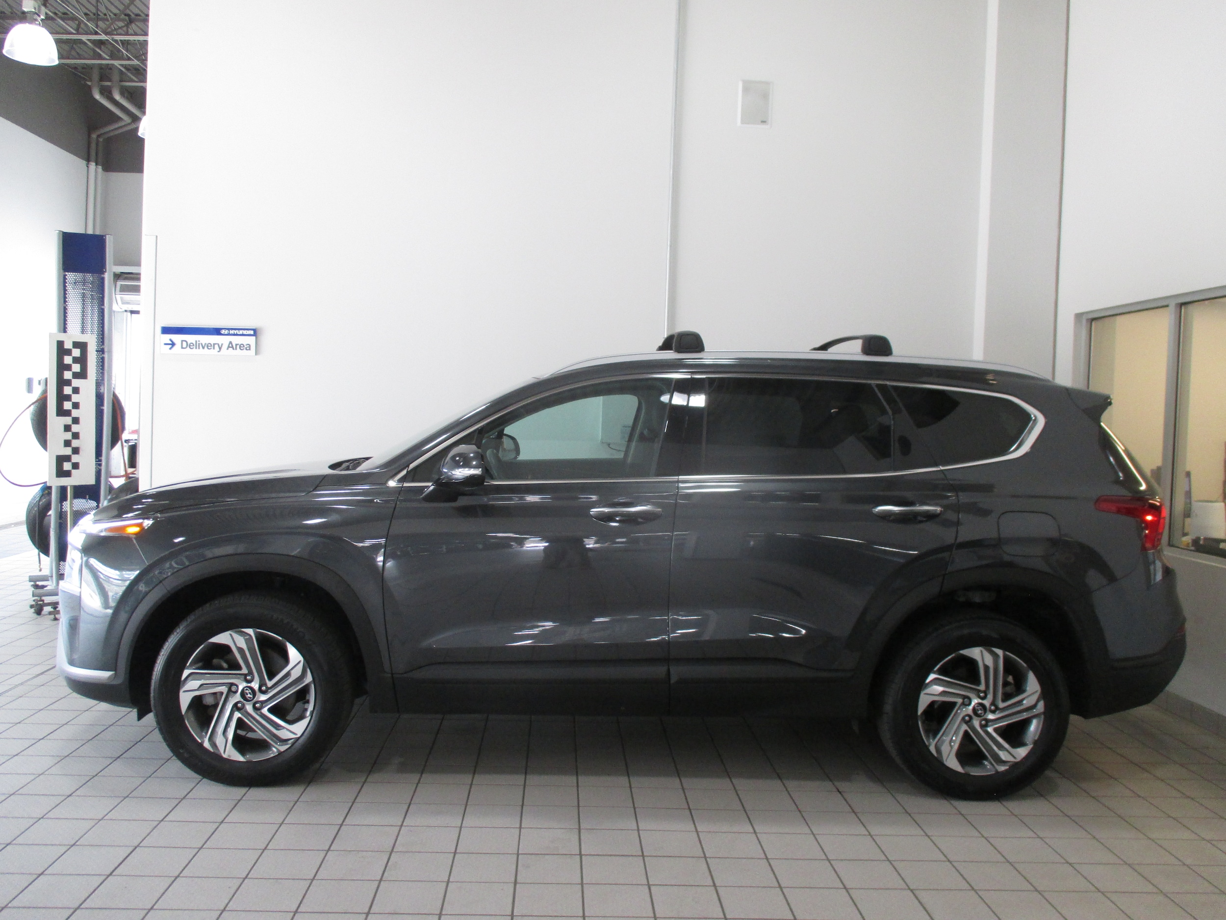 used 2023 Hyundai Santa Fe car, priced at $27,998