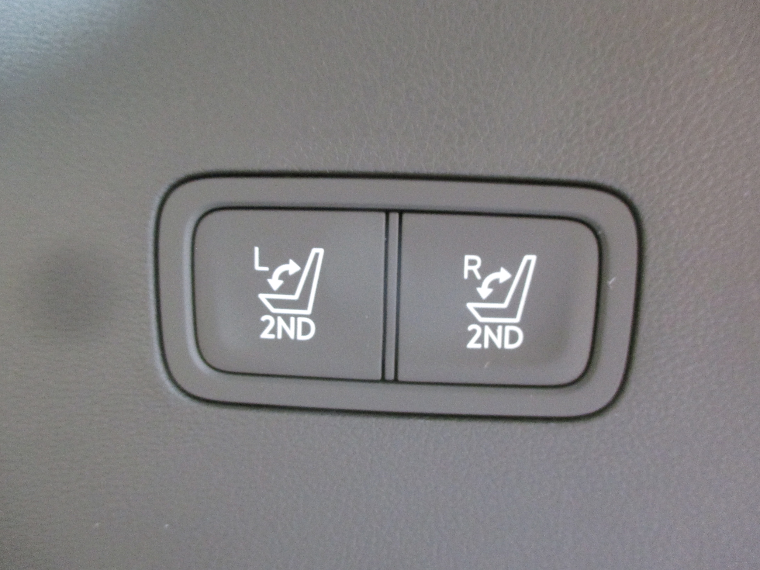 2025 Hyundai Santa Fe Calligraphy - Photo 6