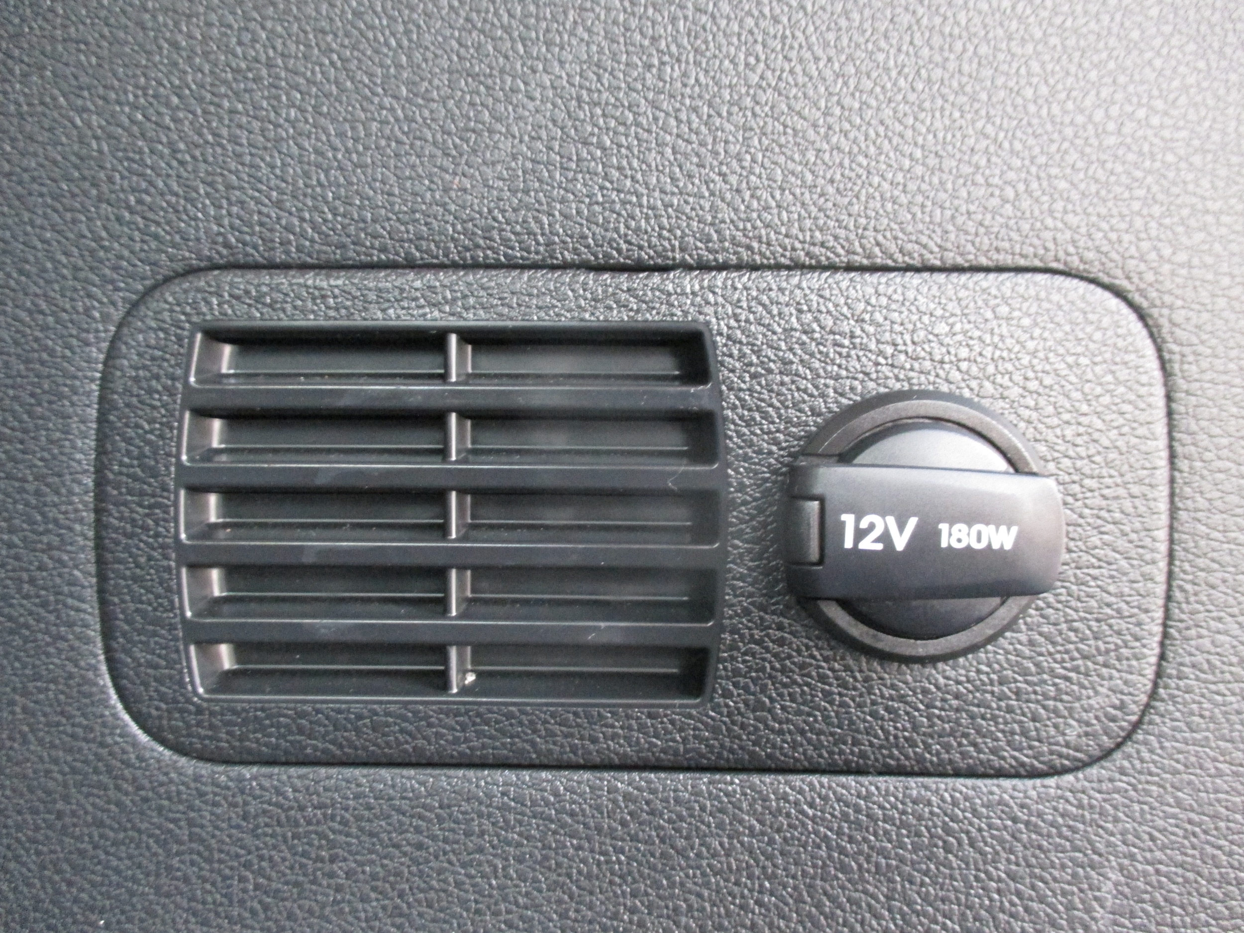 used 2023 Hyundai Santa Fe car, priced at $27,998