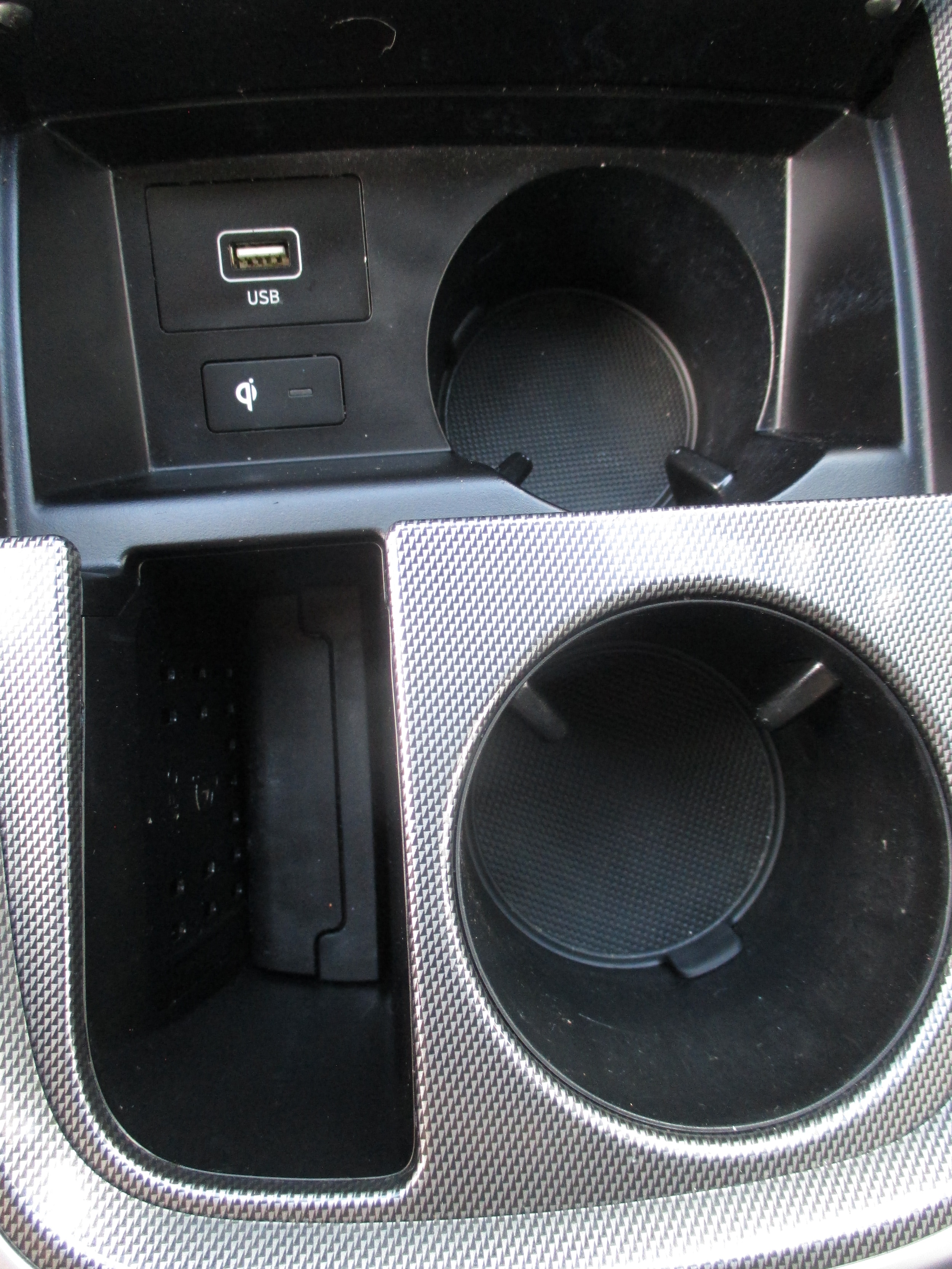 used 2023 Hyundai Santa Fe car, priced at $27,998