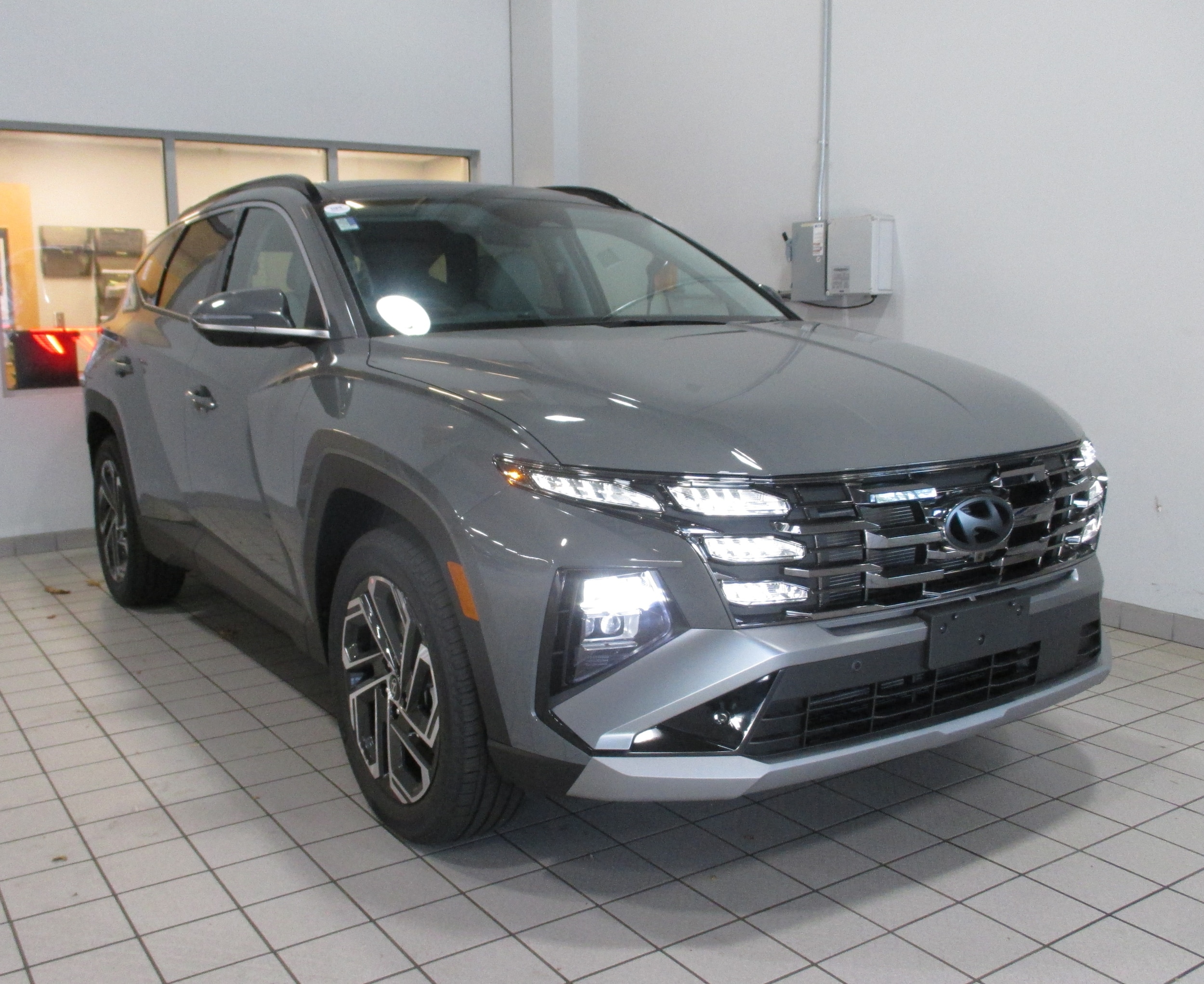 2025 Hyundai Tucson Limited's photo