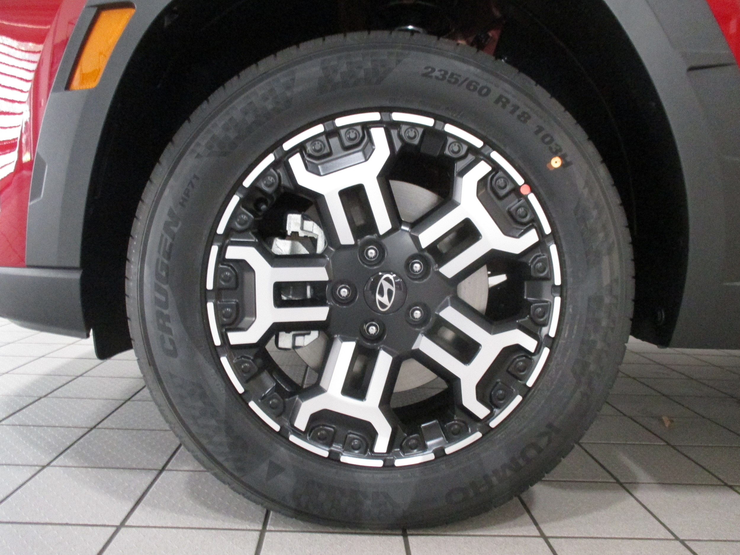 new 2025 Hyundai Tucson car, priced at $33,687