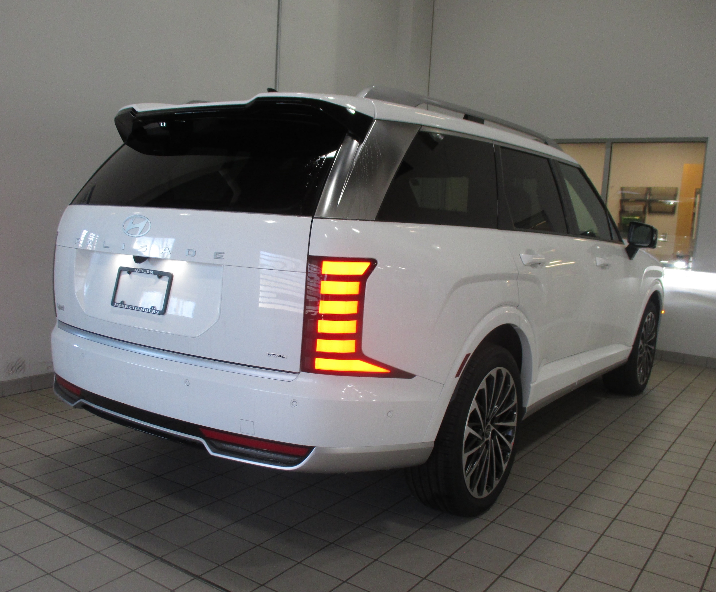 new 2026 Hyundai Palisade Hybrid car, priced at $60,051