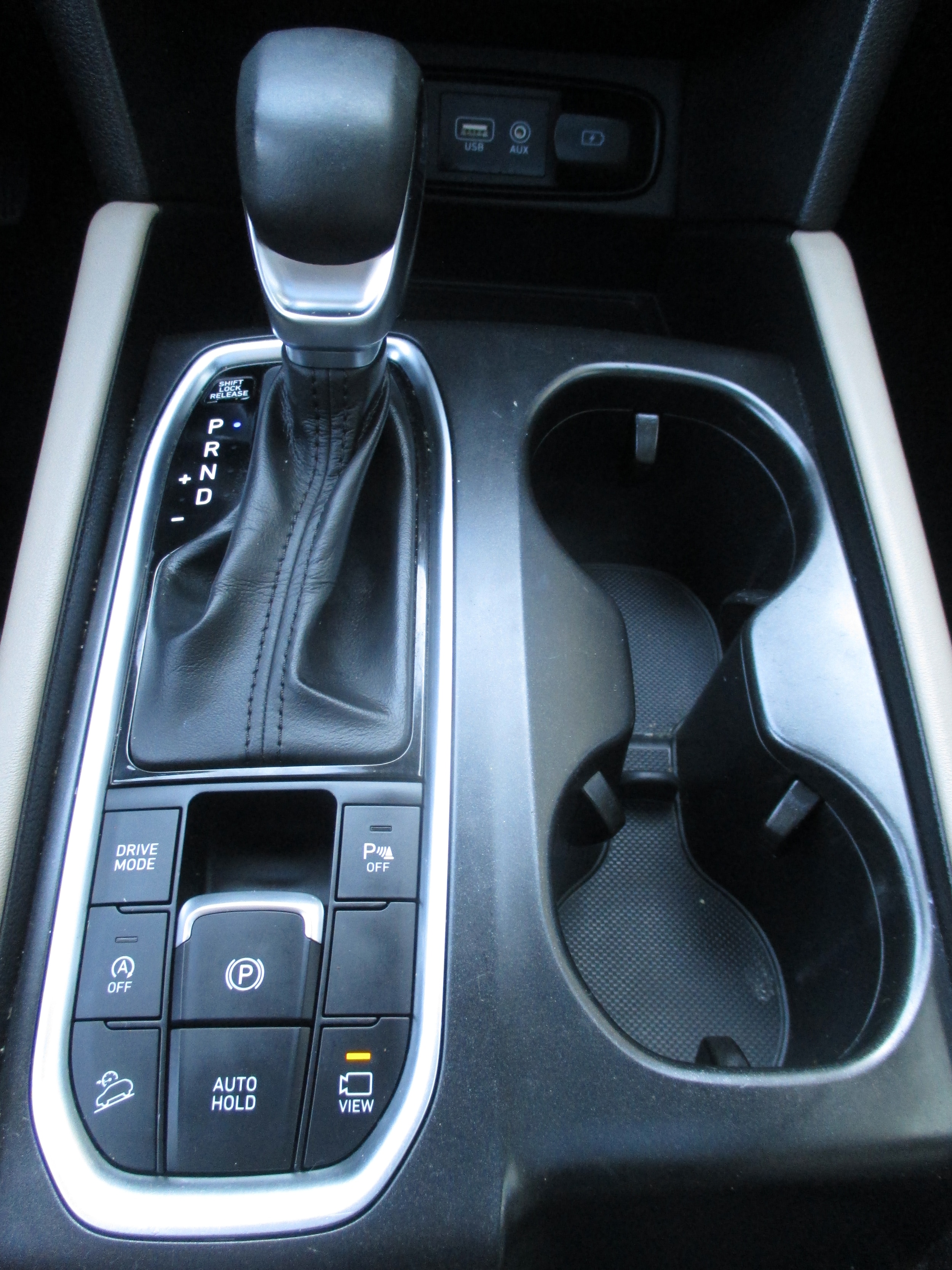 used 2020 Hyundai Santa Fe car, priced at $19,298