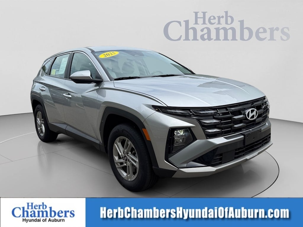 Used 2025 Hyundai Tucson SE SUV