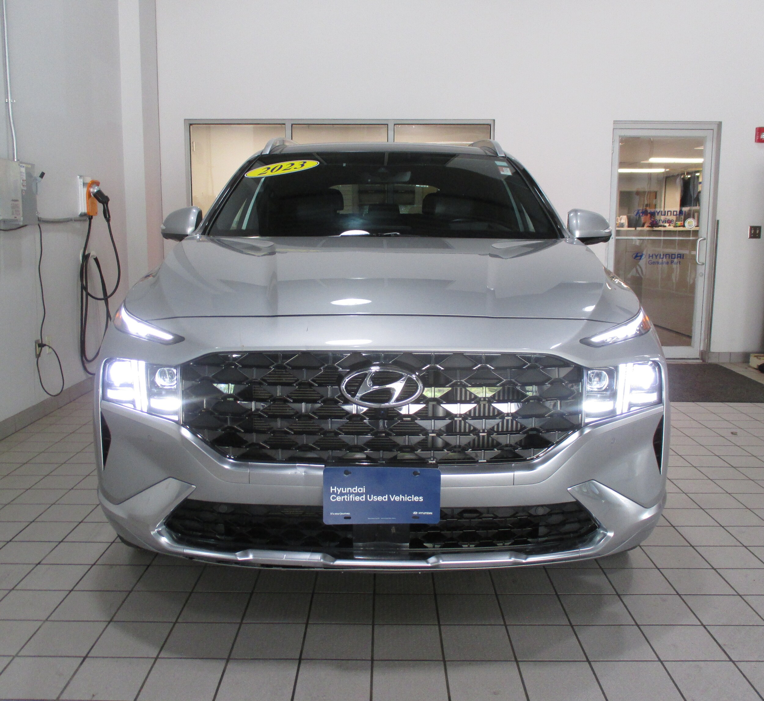 2023 Hyundai Santa Fe Calligraphy photo 2