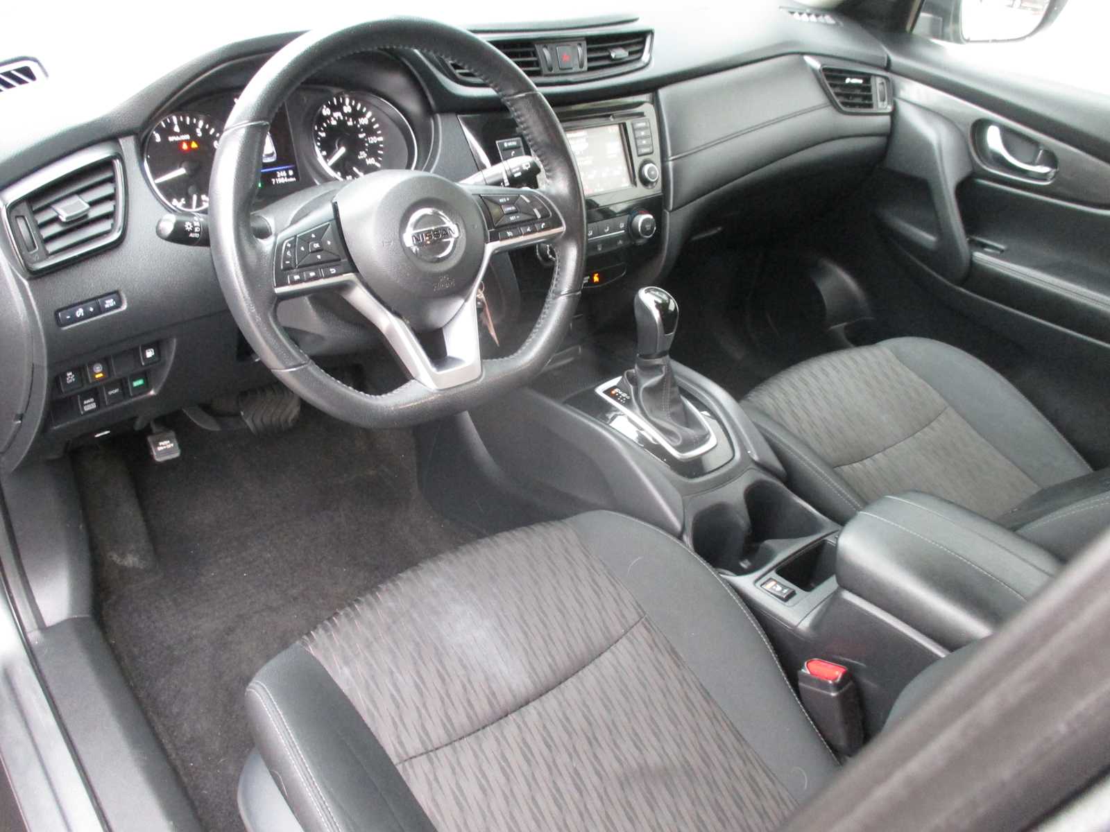 used 2019 Nissan Rogue car, priced at $15,998