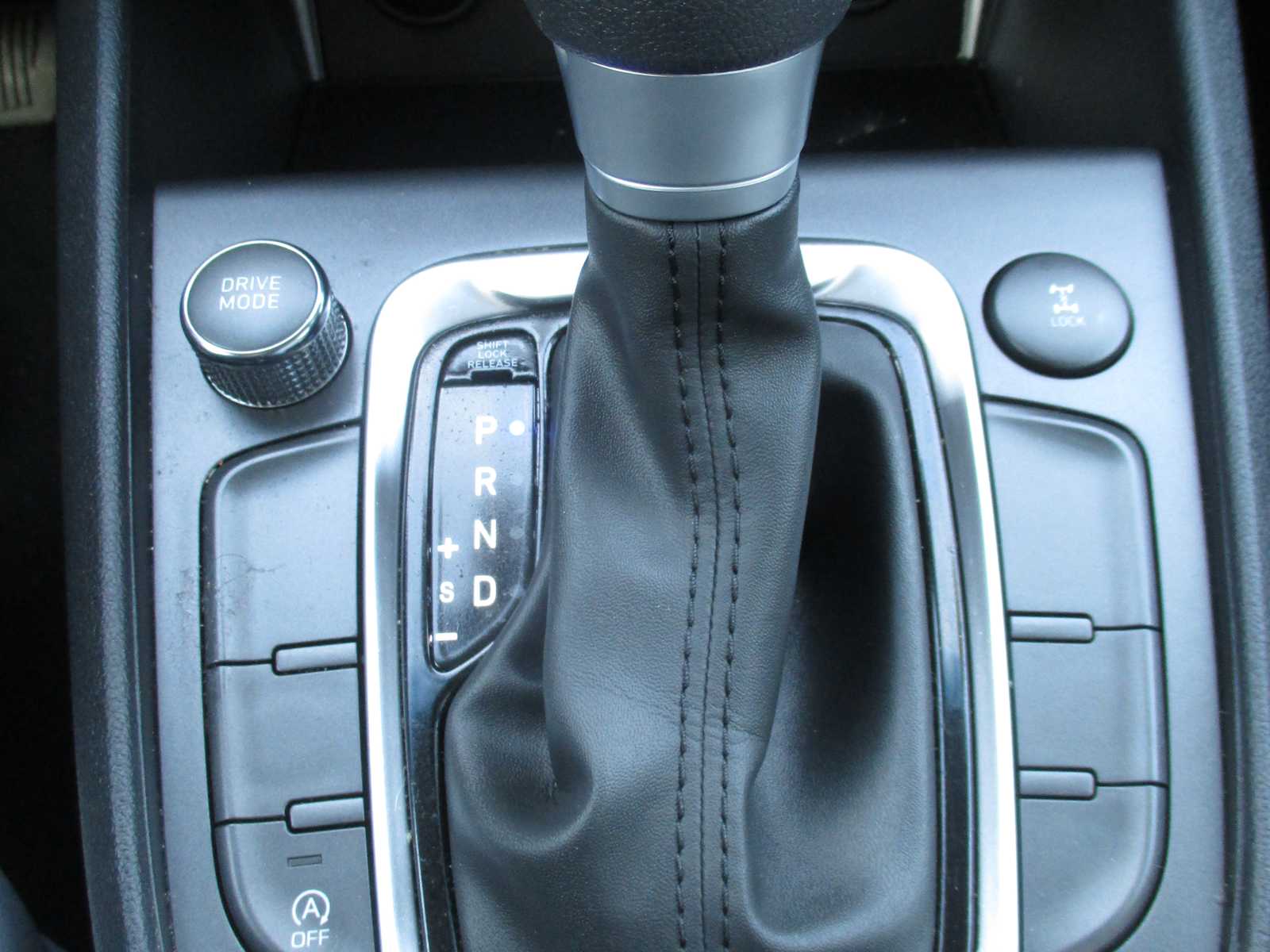 2023 Hyundai Kona SEL - Photo 22